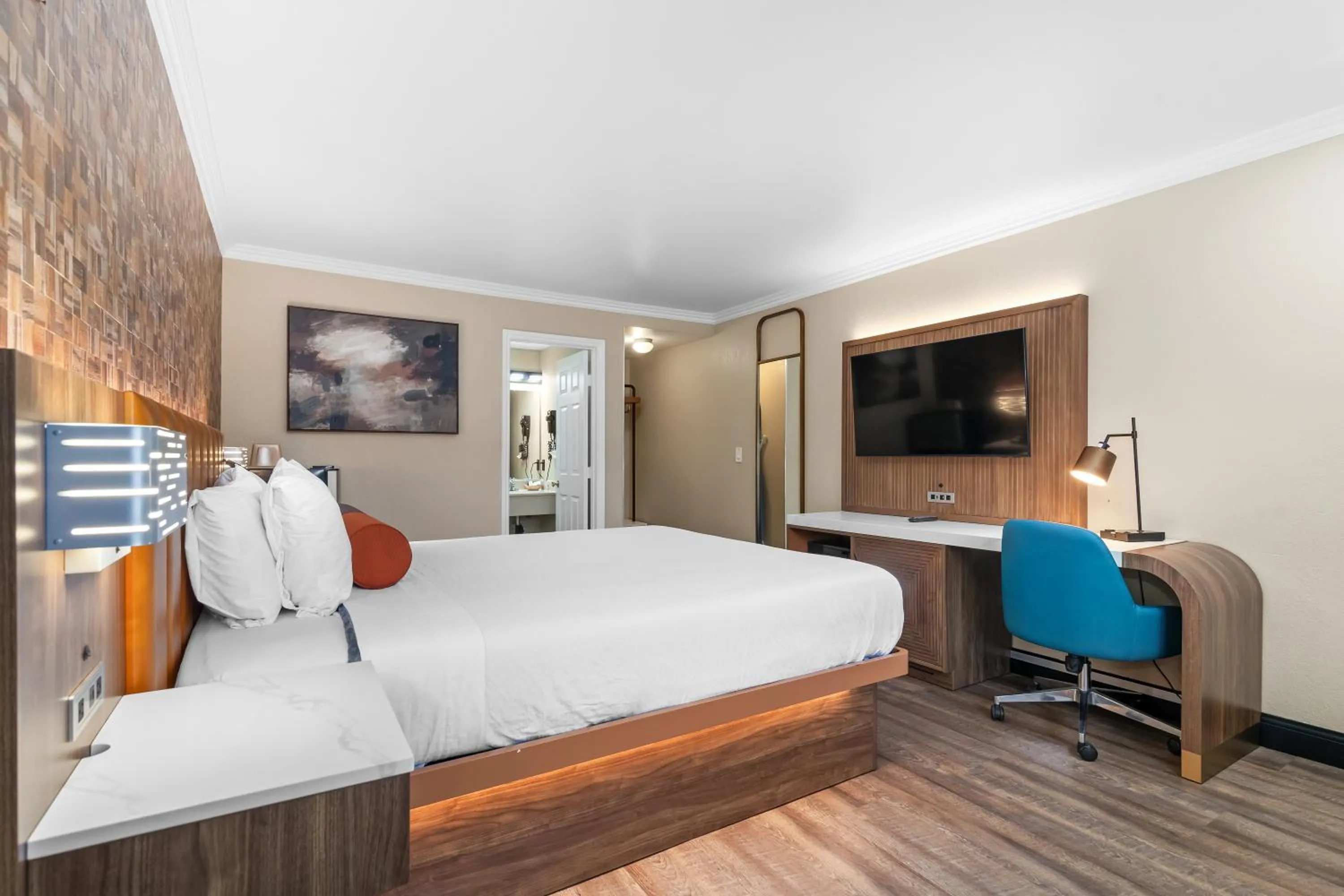 Bed in Santa Clarita Motel - Near six Flags Magic Mountain - Valencia