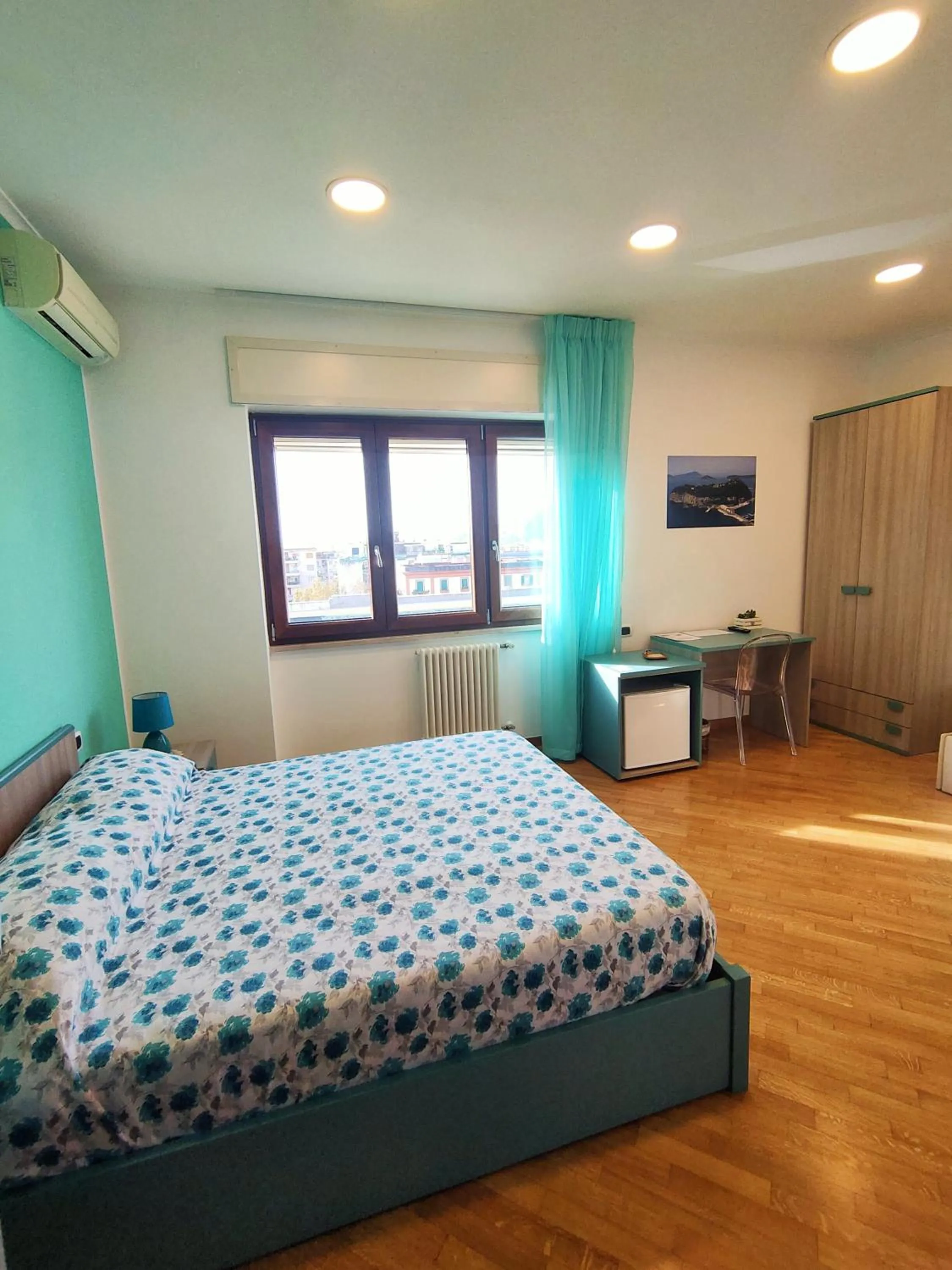 Bed in Rosso di sera