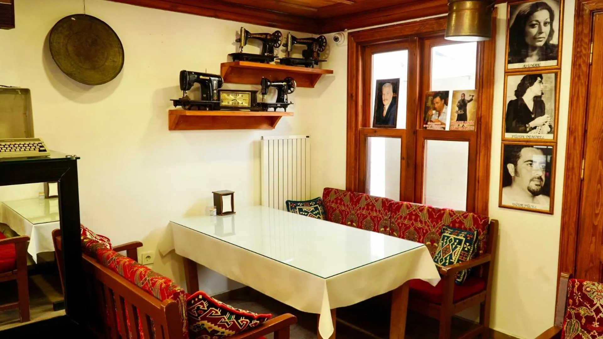 Restaurant/places to eat in QONAQ HOTEL & SUITES