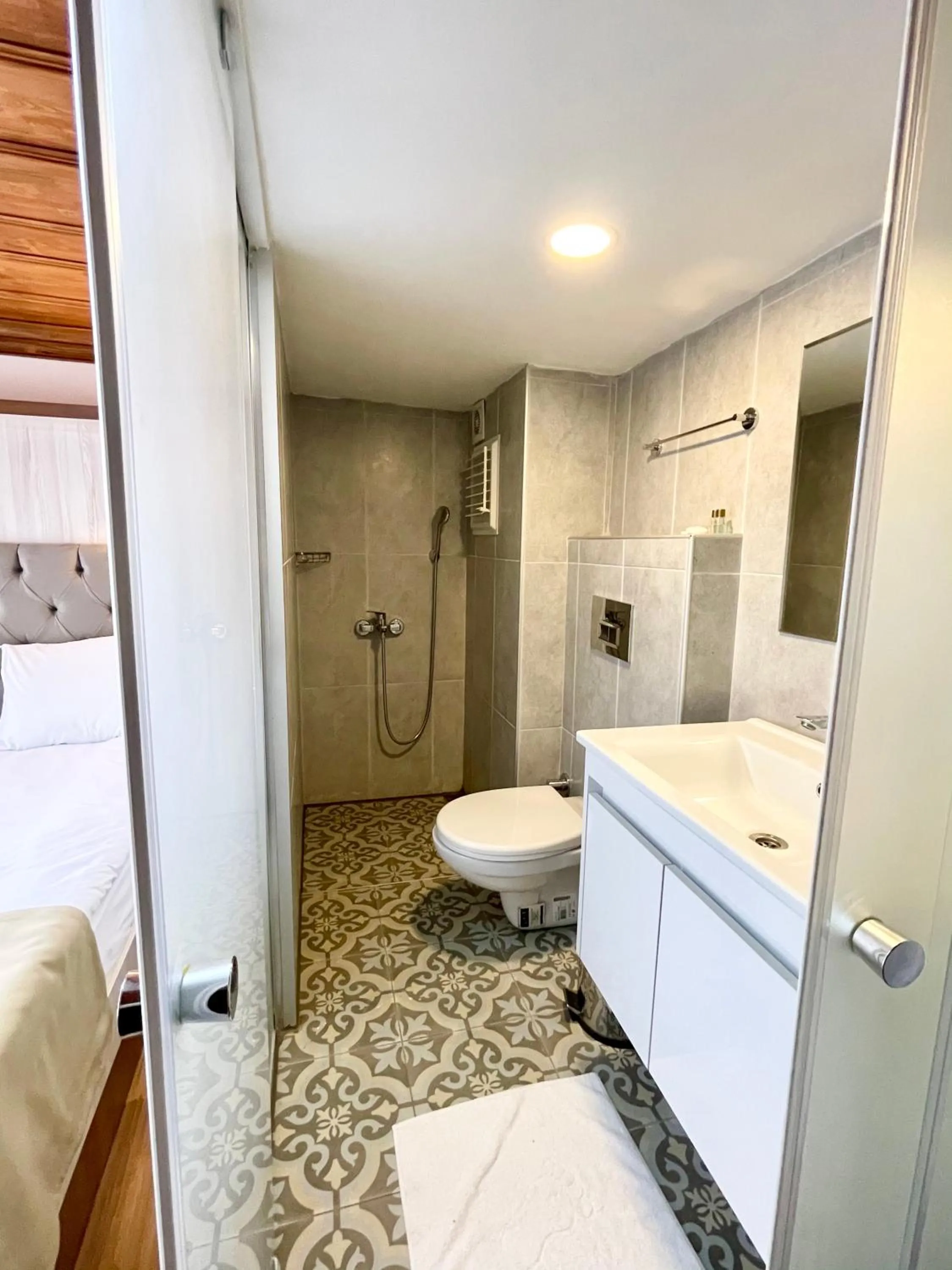 Bathroom in QONAQ HOTEL & SUITES