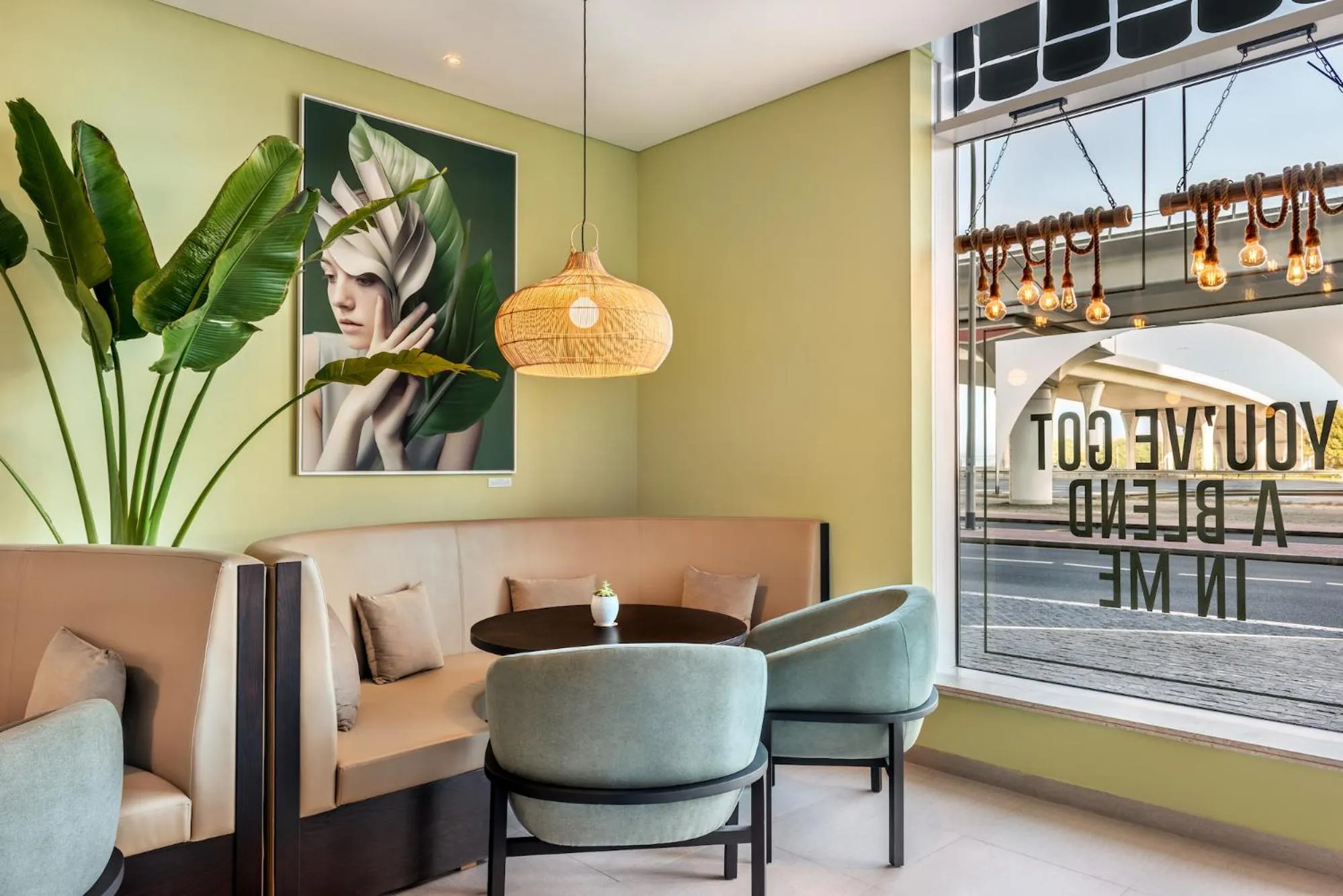 Restaurant/places to eat in Novotel Dubai Al Barsha