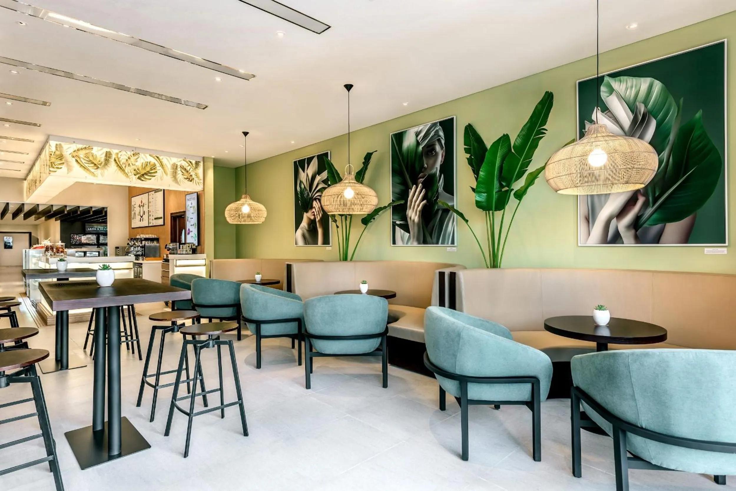 Restaurant/places to eat in Novotel Dubai Al Barsha