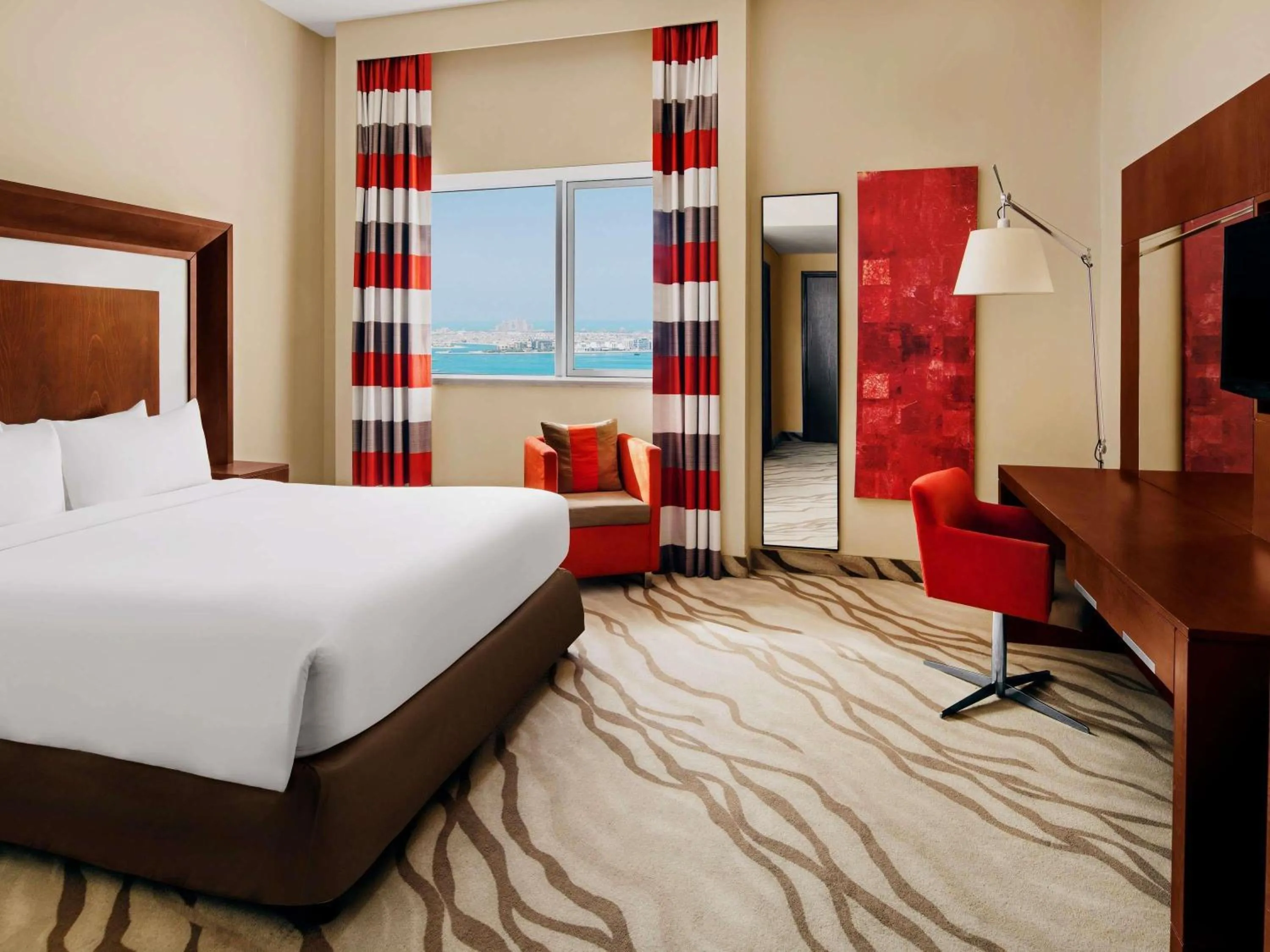 Bedroom, Bed in Novotel Dubai Al Barsha