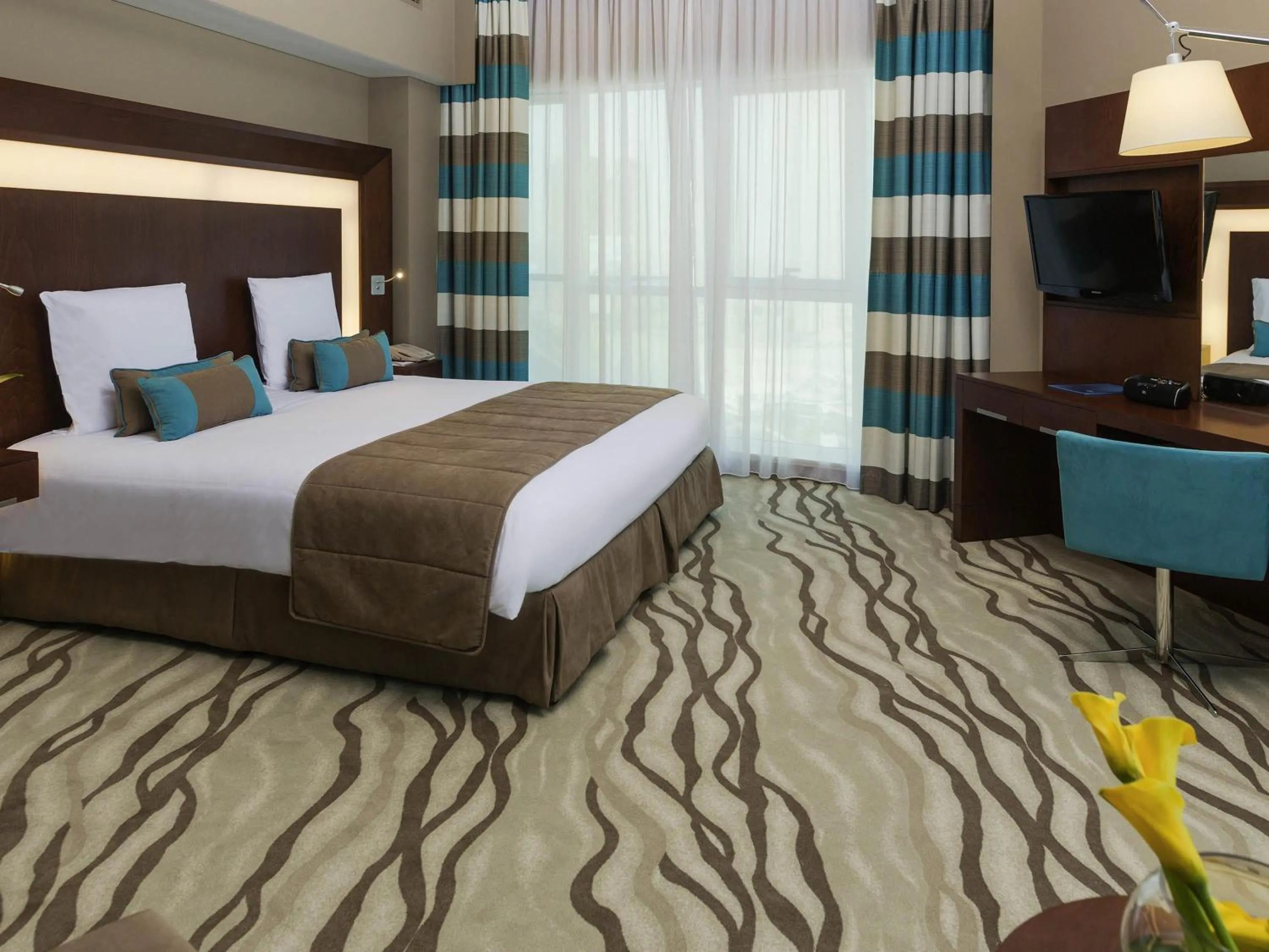 Bedroom, Bed in Novotel Dubai Al Barsha