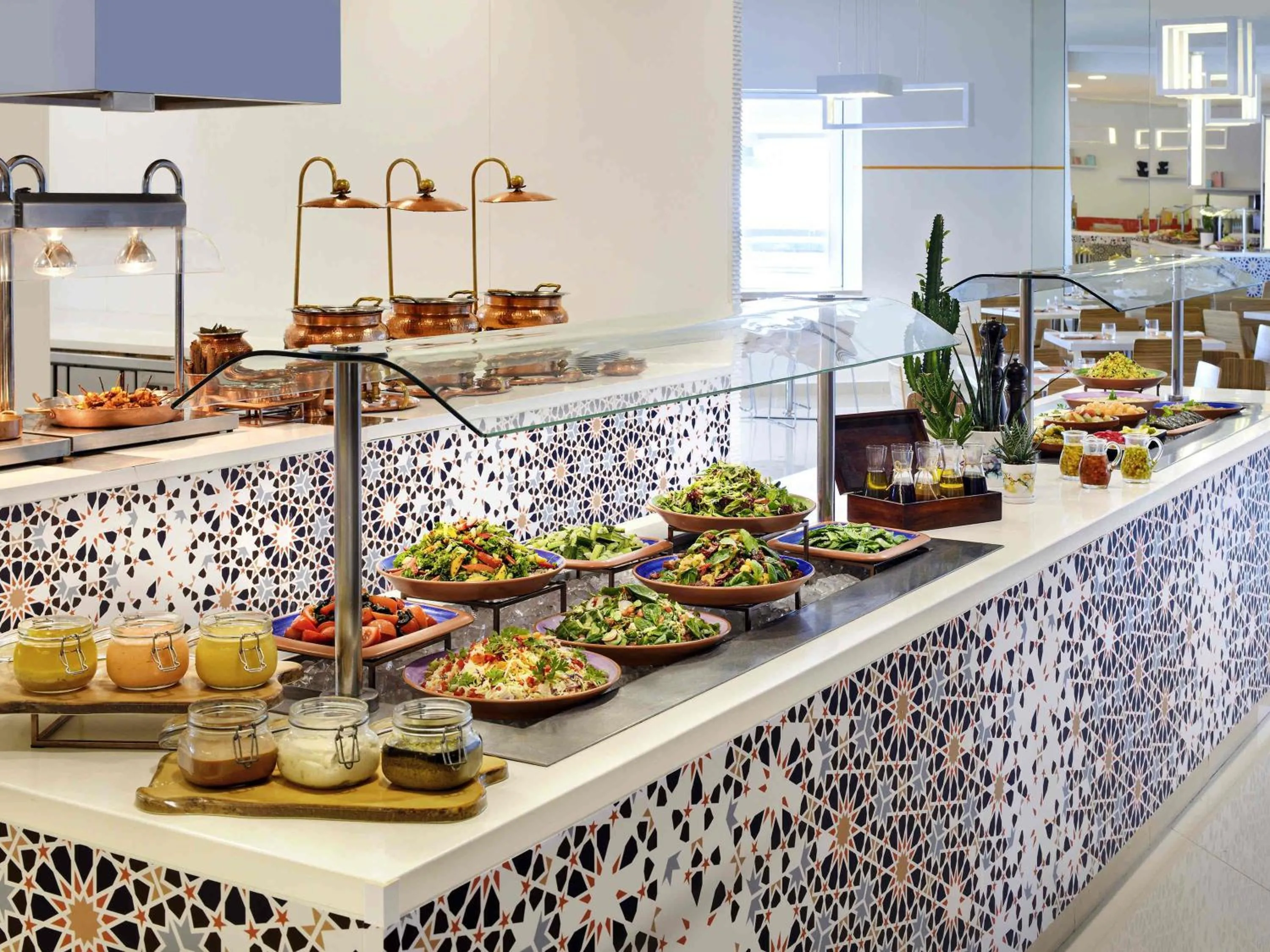 Restaurant/places to eat in Novotel Dubai Al Barsha