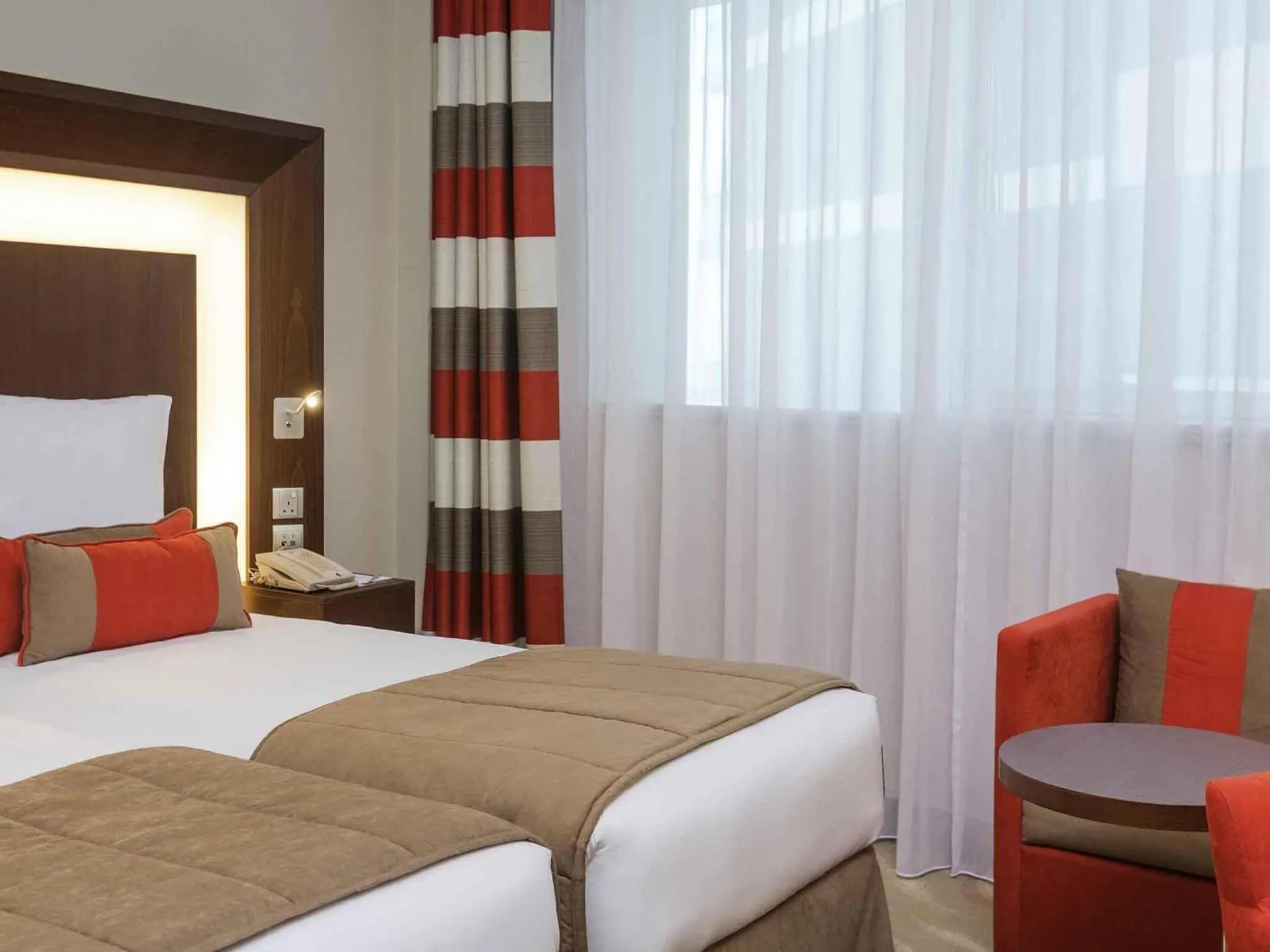 Bedroom, Bed in Novotel Dubai Al Barsha