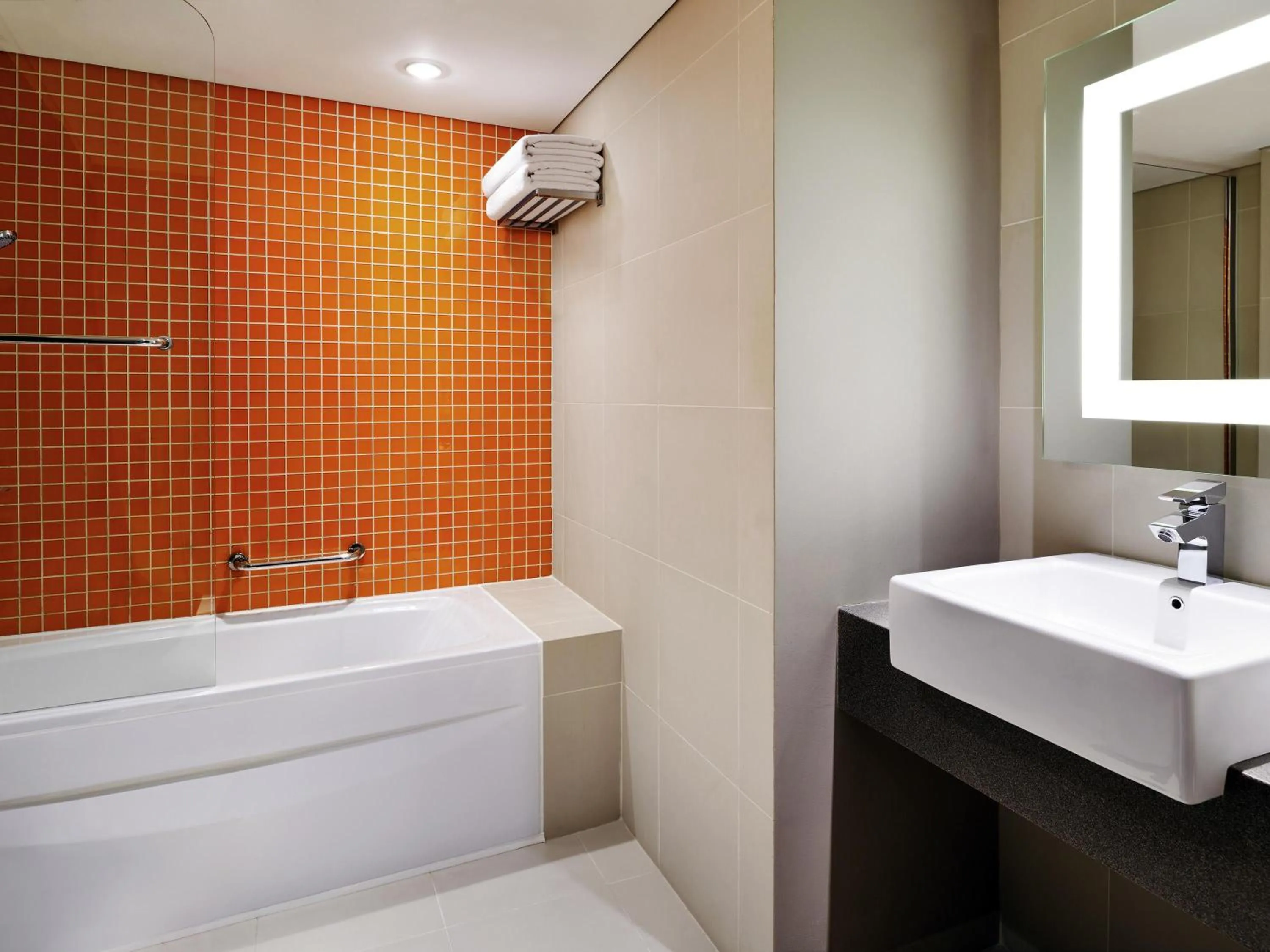 Bedroom in Novotel Dubai Al Barsha