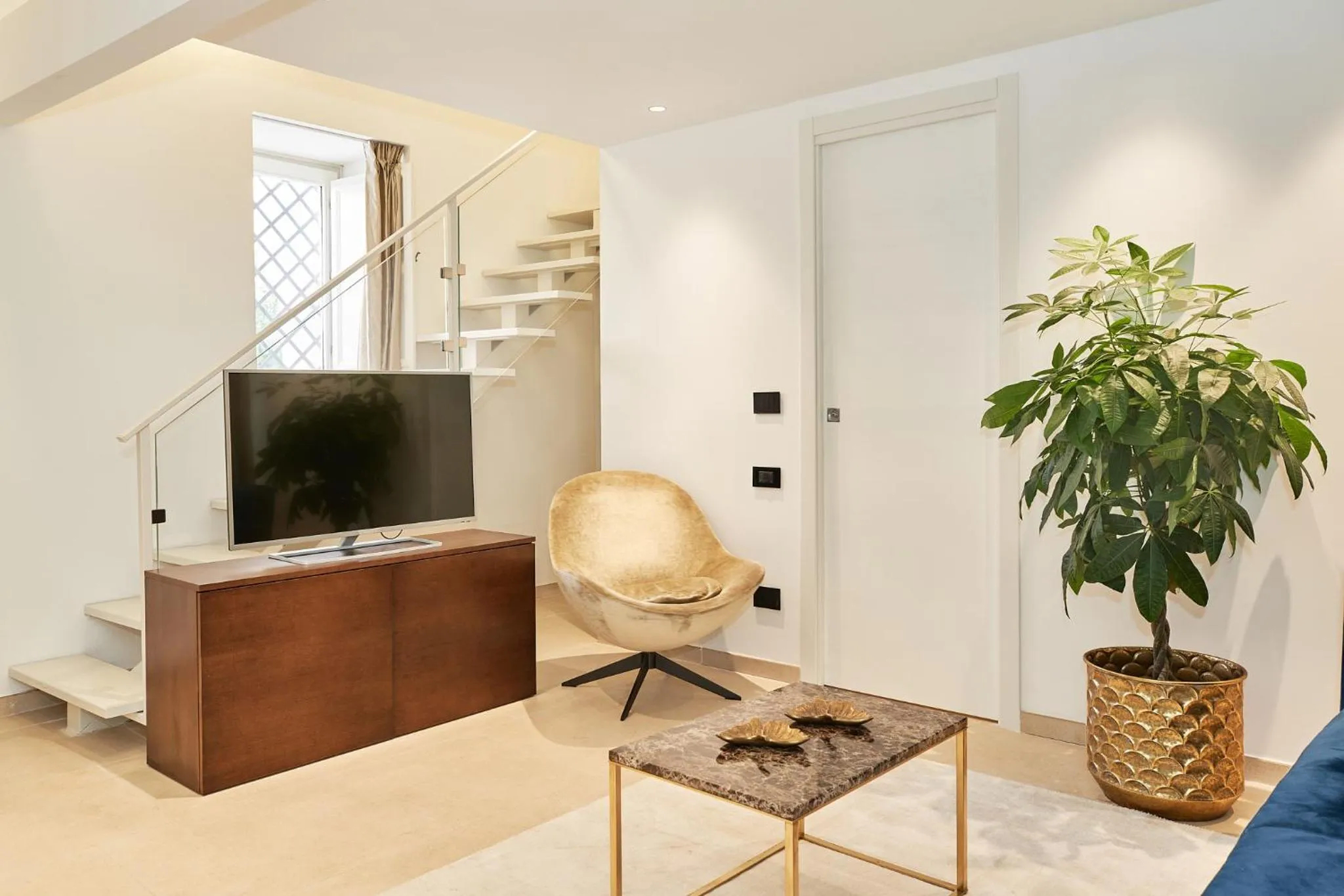 Living room in Palazzo Salomone