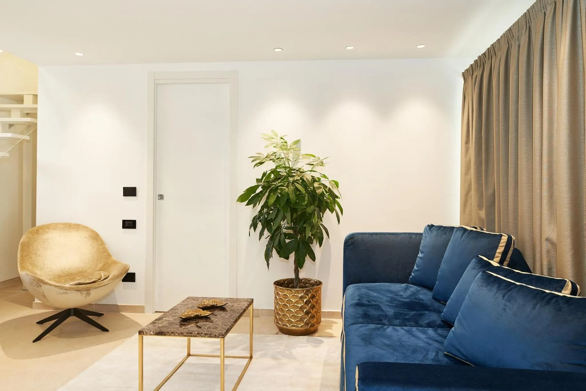 Living room in Palazzo Salomone