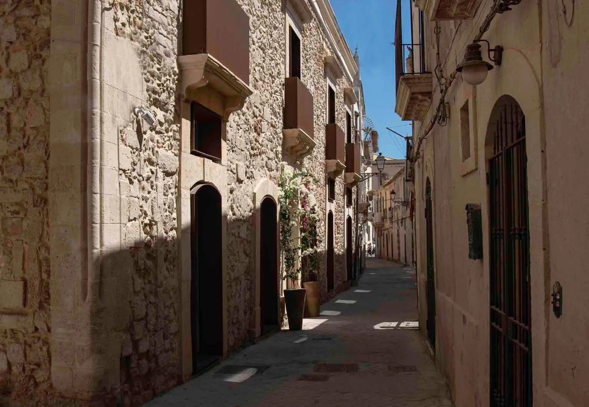 Property building in Palazzo Salomone