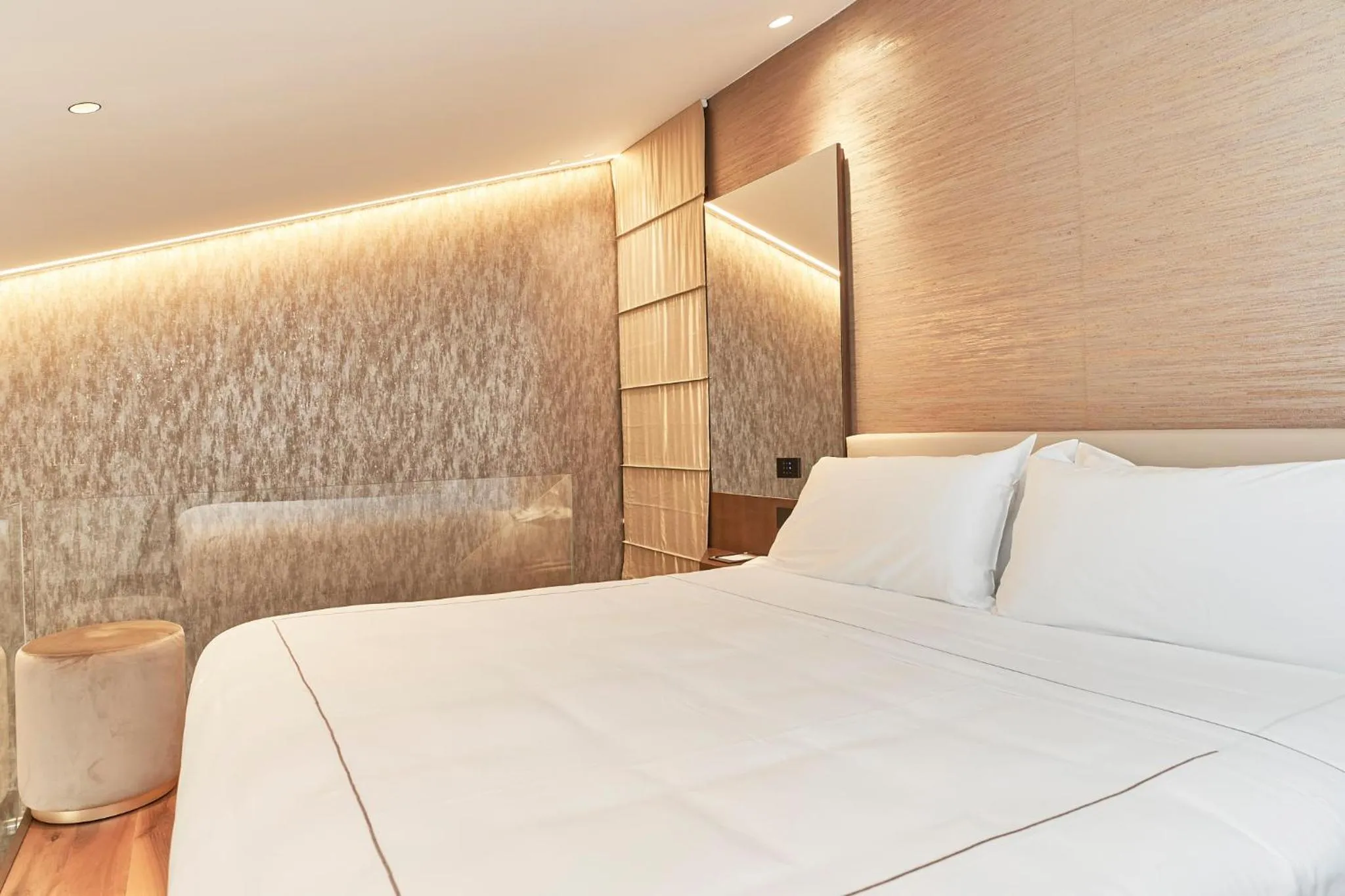 Bedroom, Bed in Palazzo Salomone