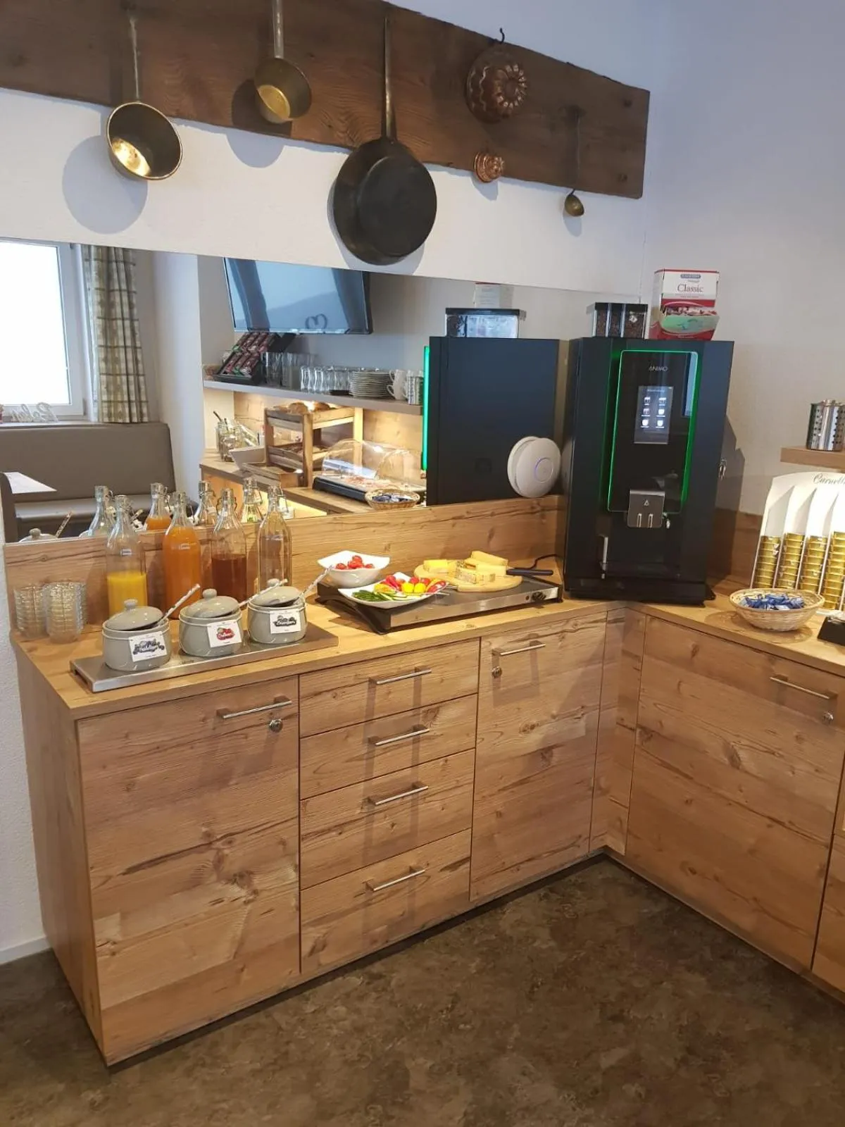 Buffet breakfast in Pension Alpenblick