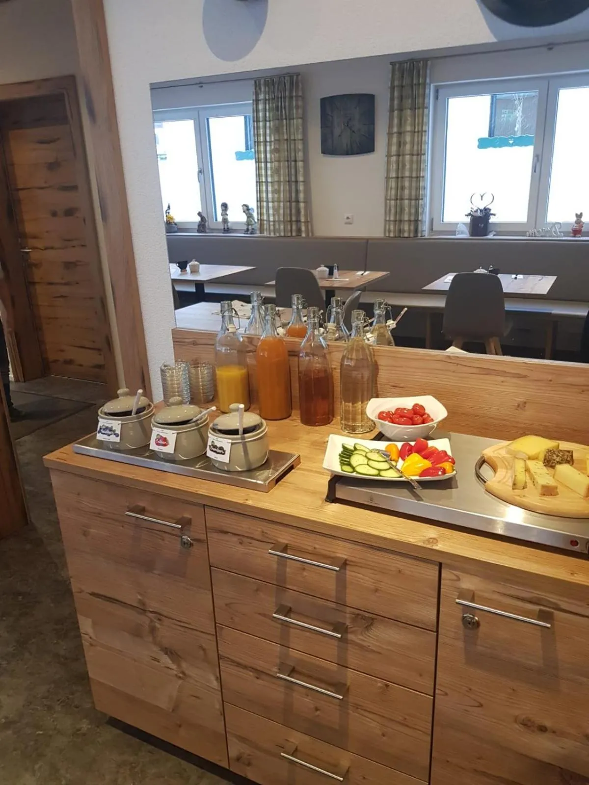 Food and drinks in Pension Alpenblick