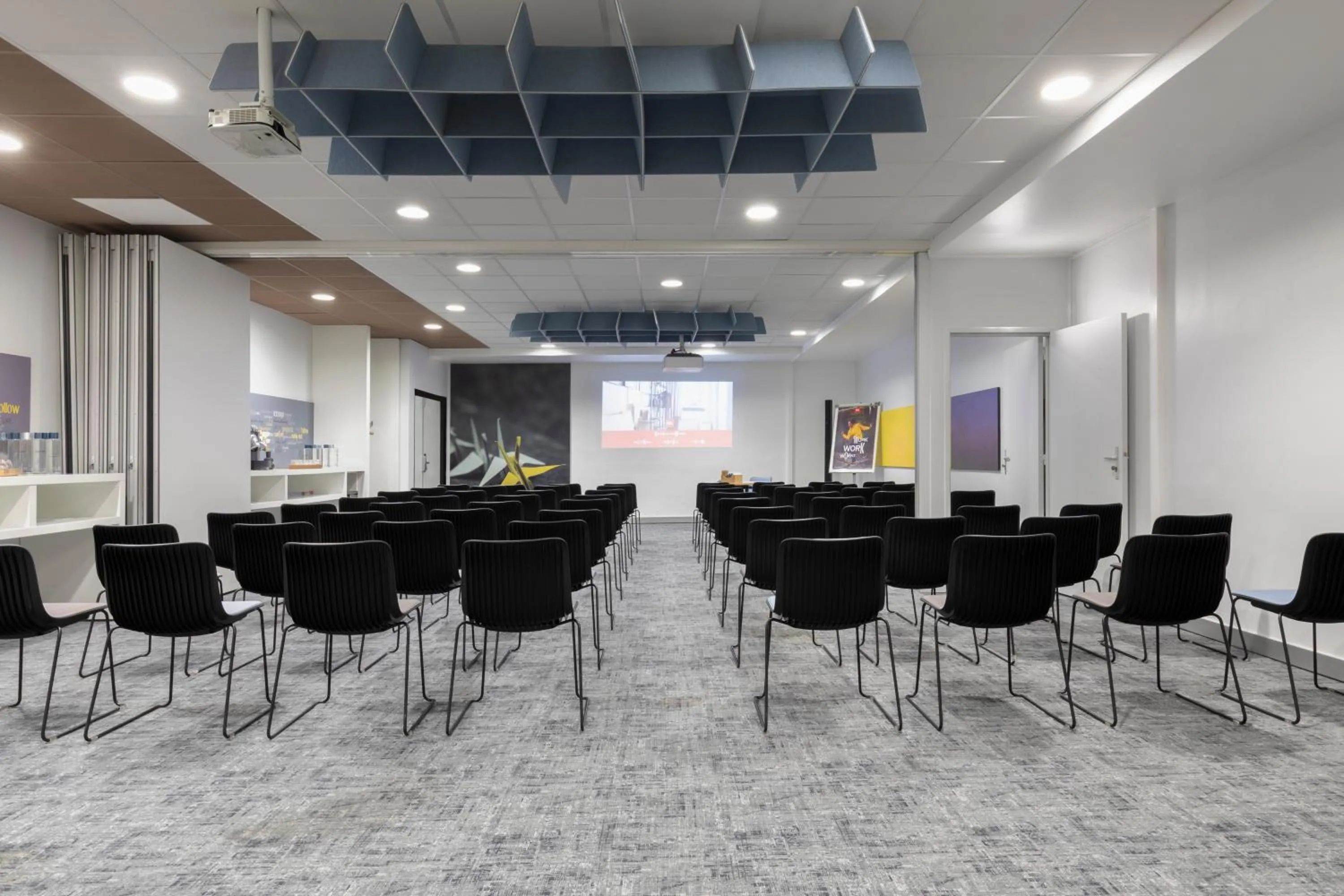 Meeting/conference room in Ibis Paris Tour Eiffel Cambronne 15ème