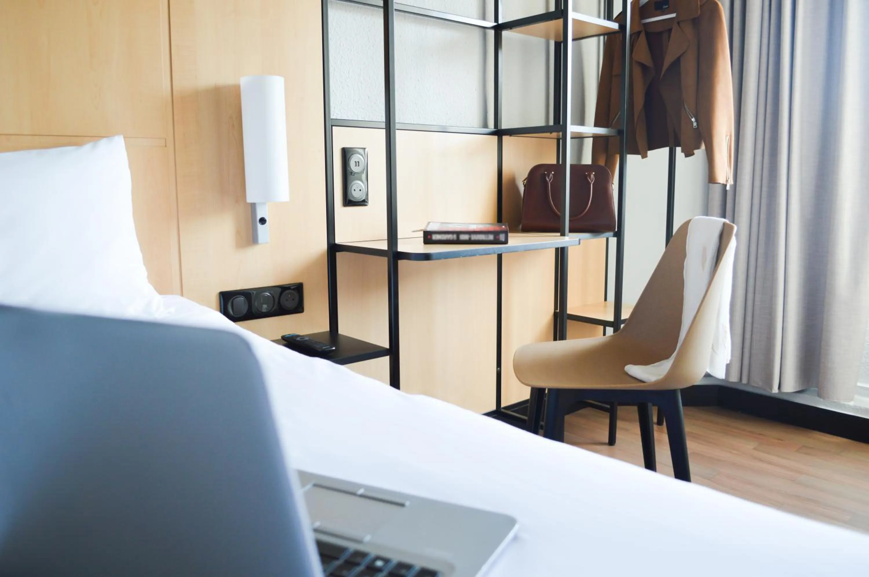 Photo of the whole room, Bed in Ibis Paris Tour Eiffel Cambronne 15ème