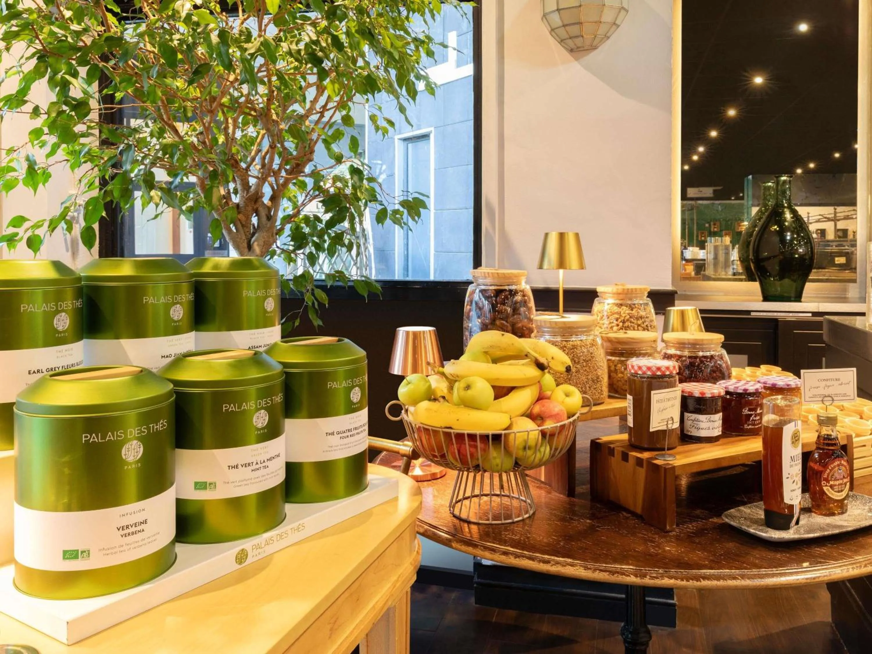 Breakfast in Ibis Paris Tour Eiffel Cambronne 15ème