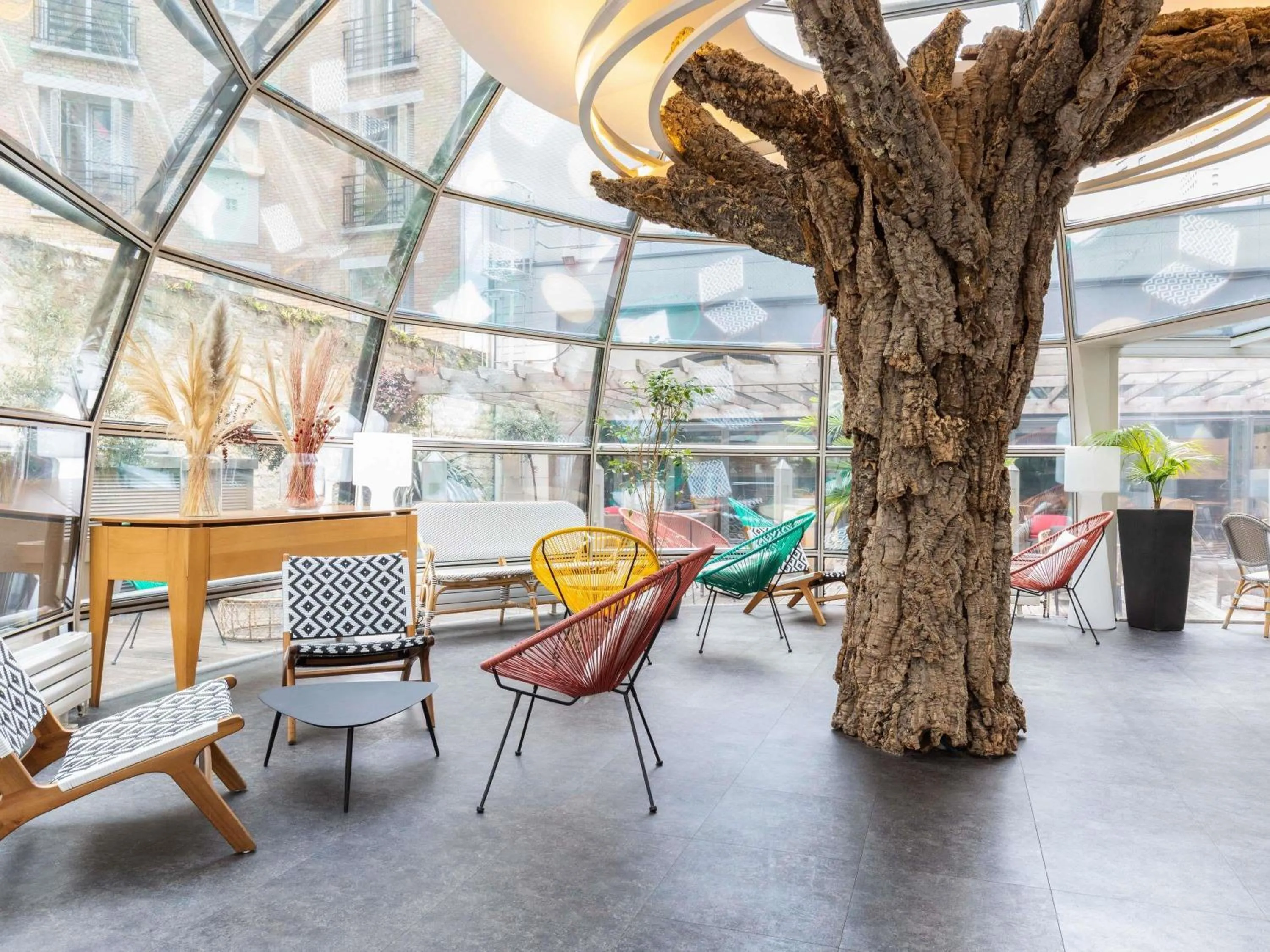 Lobby or reception in Ibis Paris Tour Eiffel Cambronne 15ème