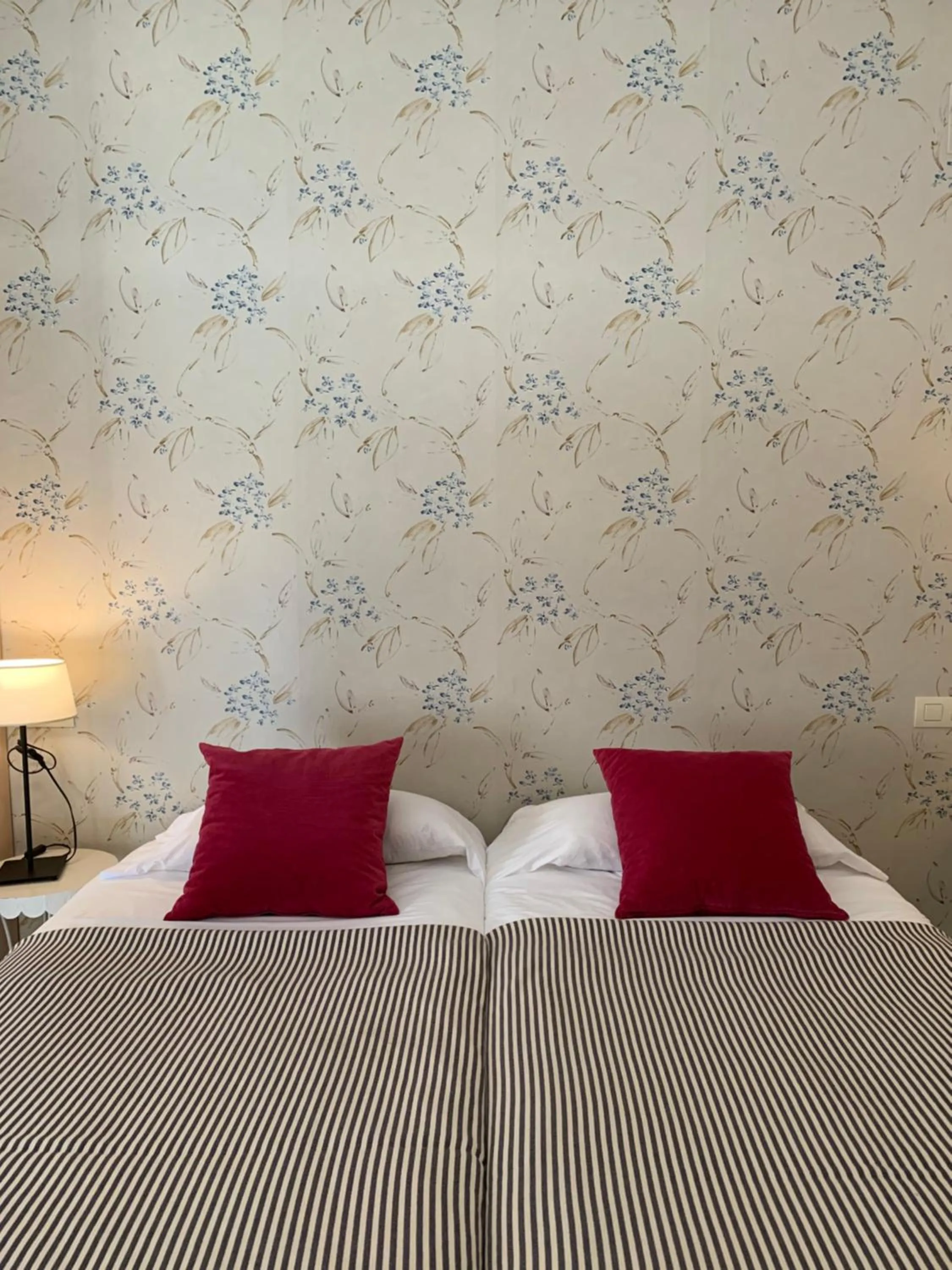 Photo of the whole room, Bed in CSE Apartamentos Altamira