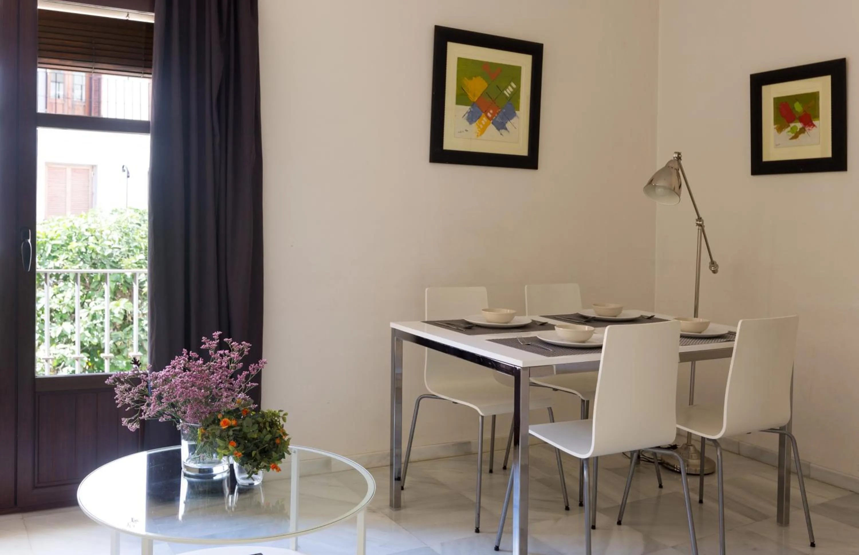 Dining area in CSE Apartamentos Altamira