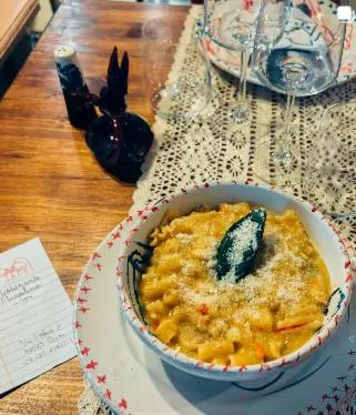 Restaurant/places to eat in Albergo La Prora