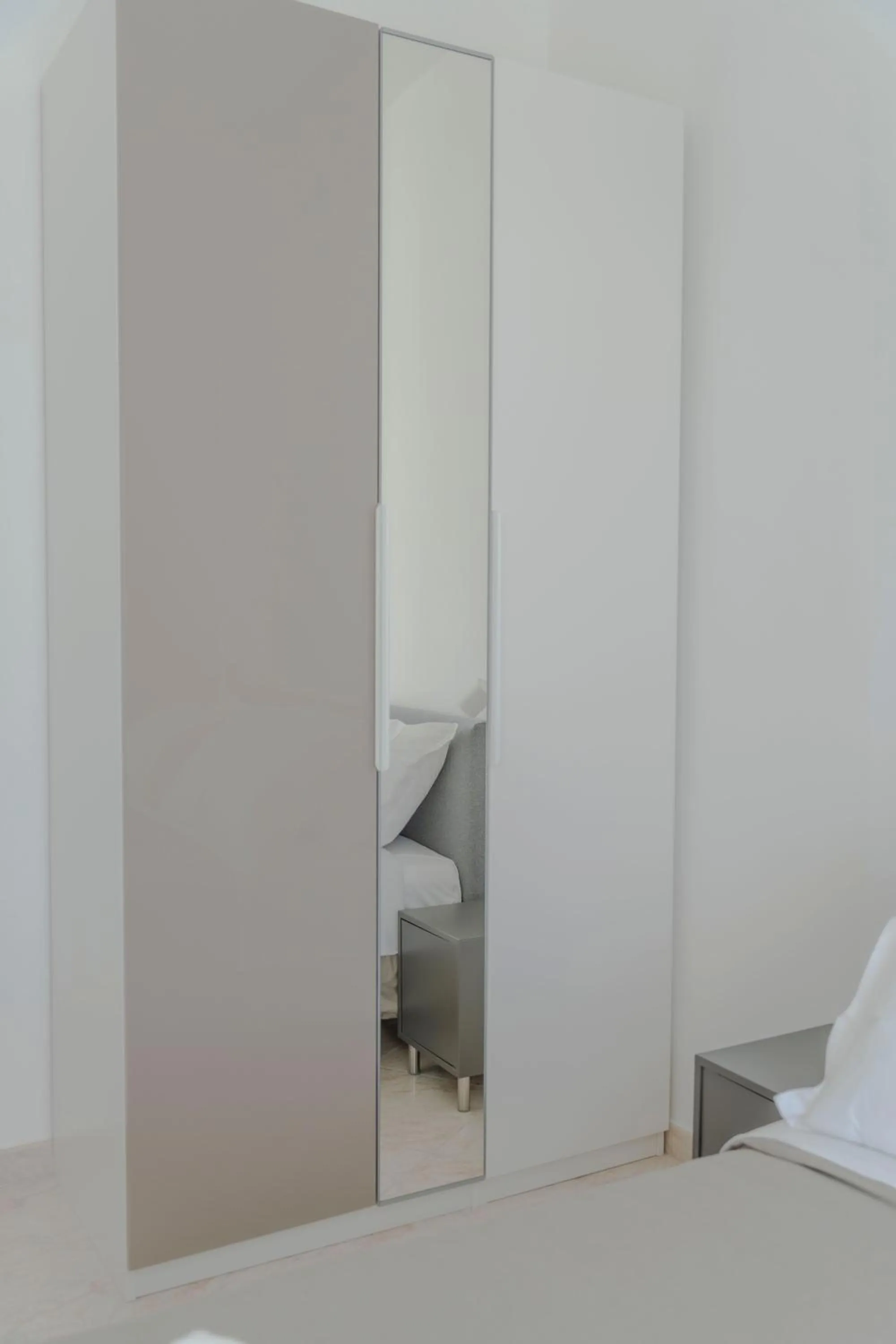 Bed in Albergo La Prora