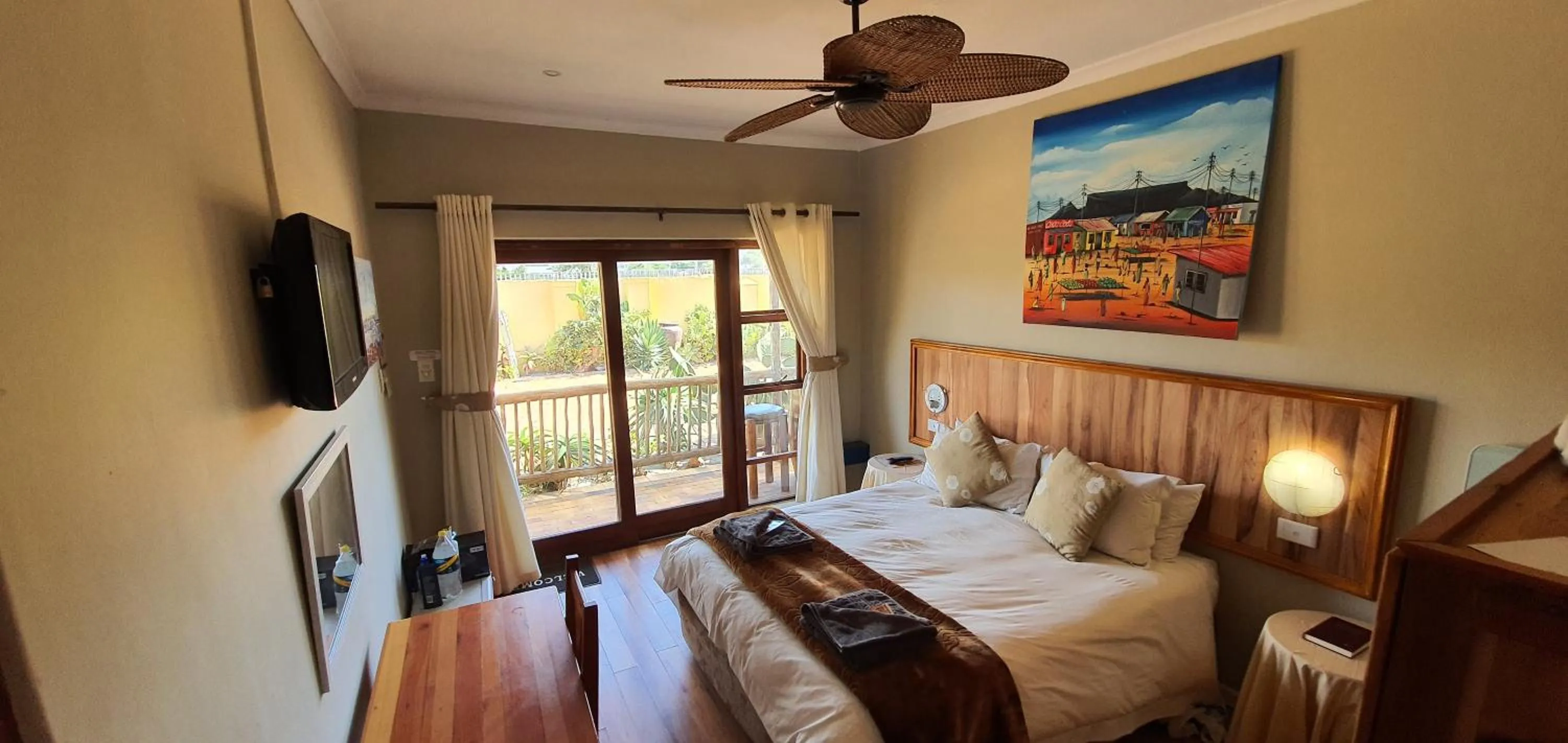 Flintstones Guest House Cape Town