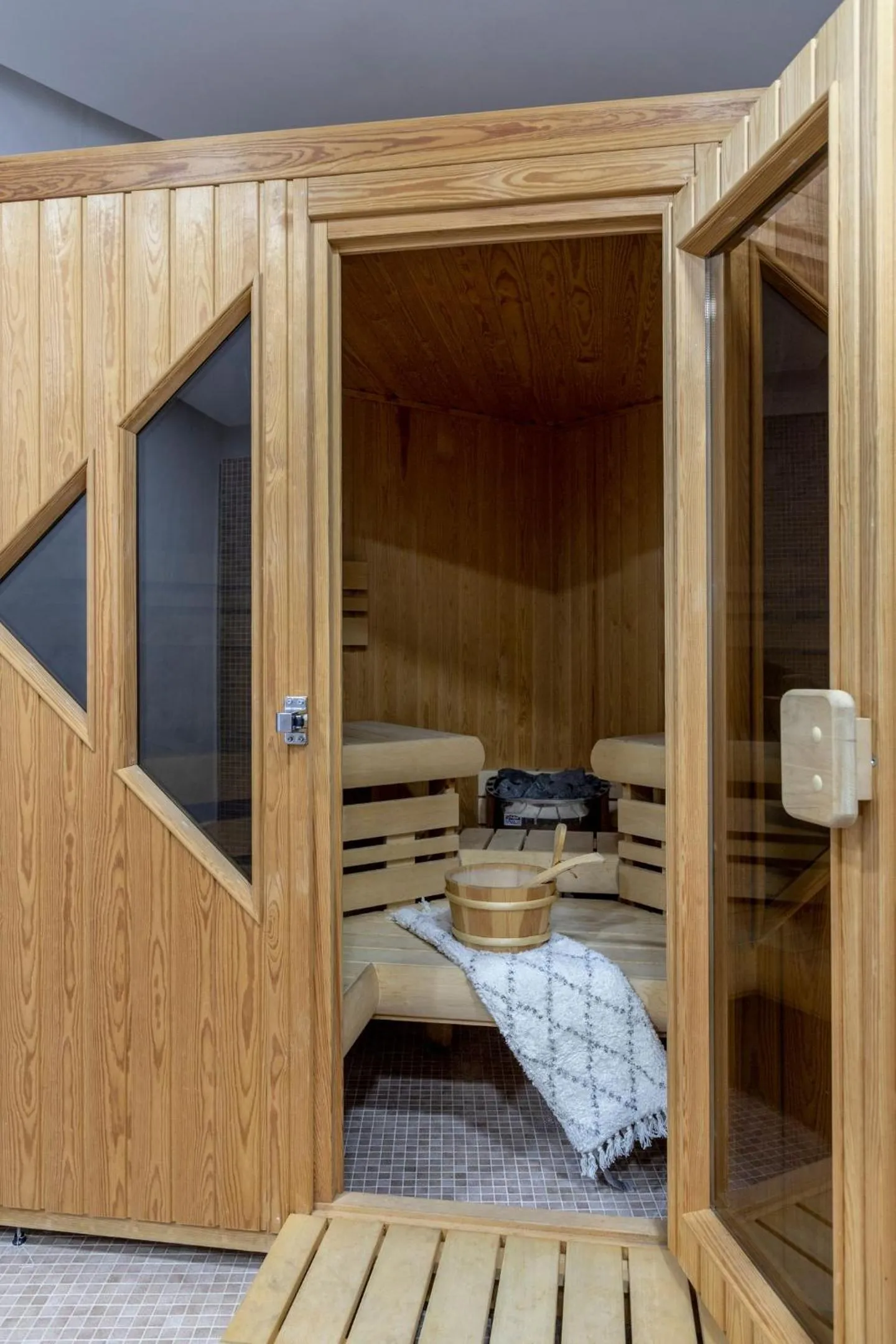 Sauna, Bed in Kouros Exclusive Hotel & Suites - Adults Only