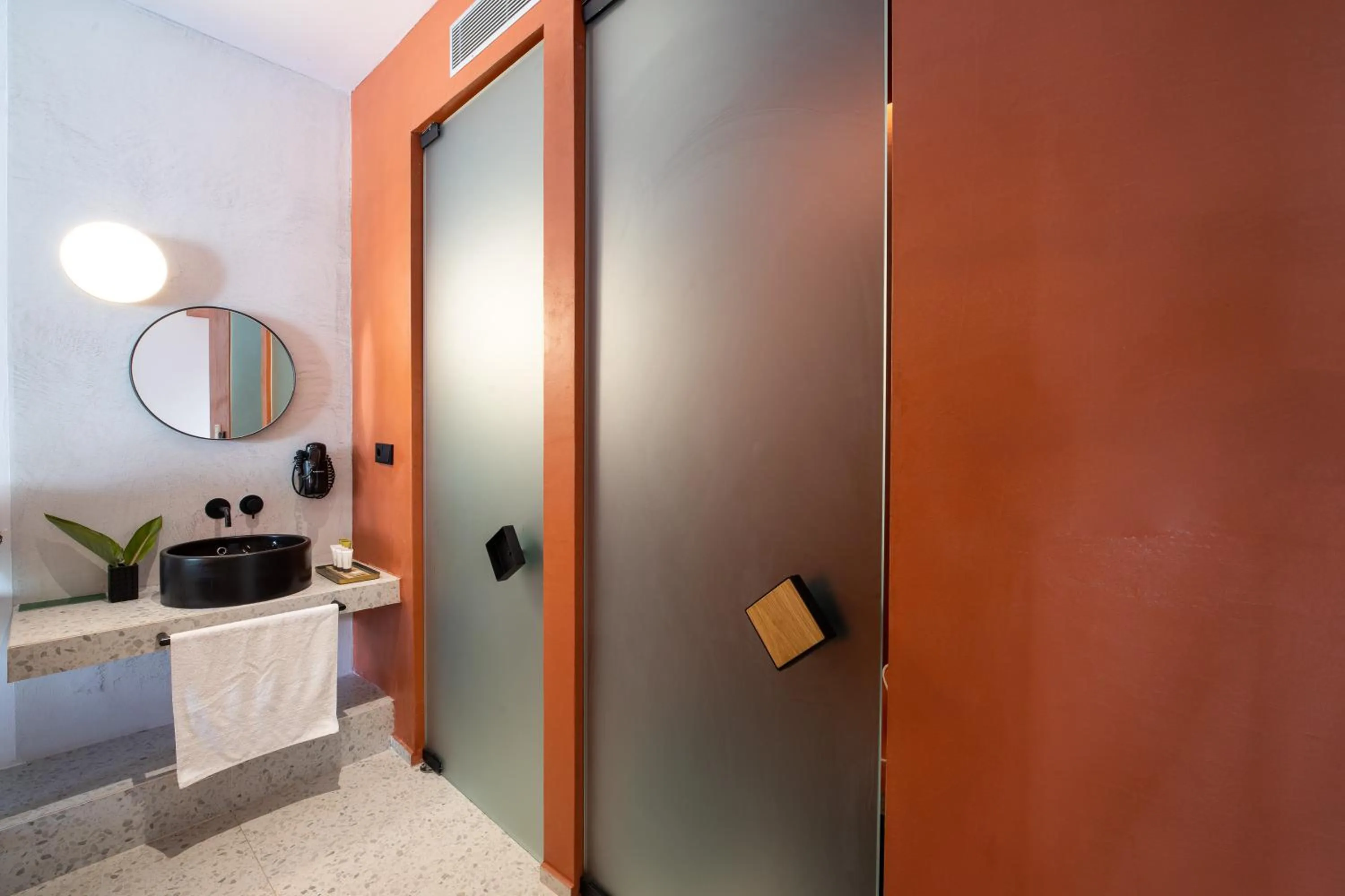 Shower in Kouros Exclusive Hotel & Suites - Adults Only