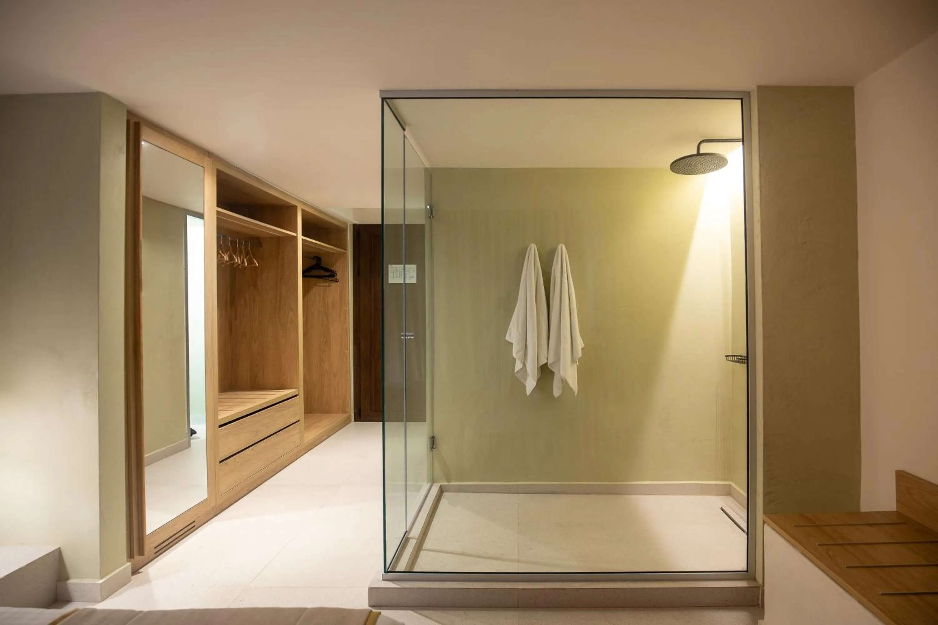 Shower in Kouros Exclusive Hotel & Suites - Adults Only