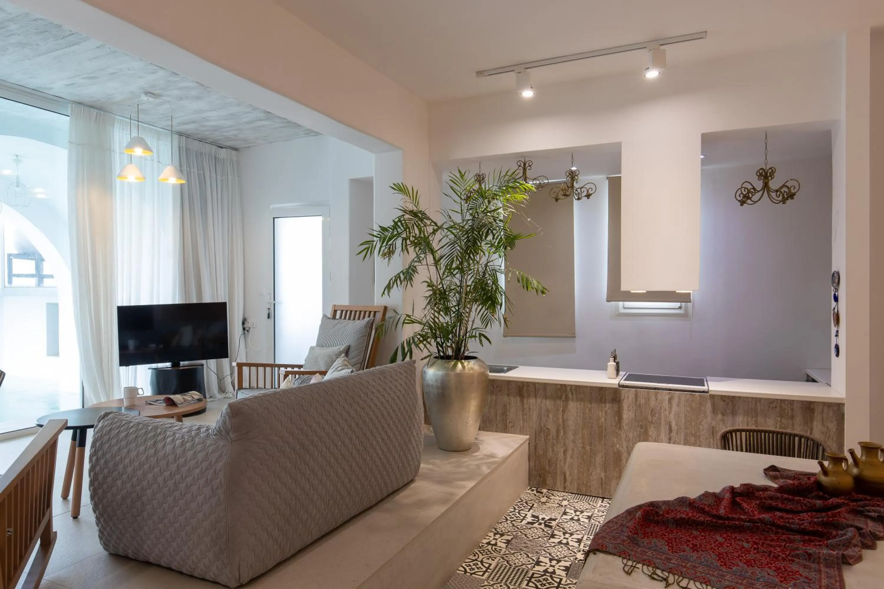 TV and multimedia in Kouros Exclusive Hotel & Suites - Adults Only