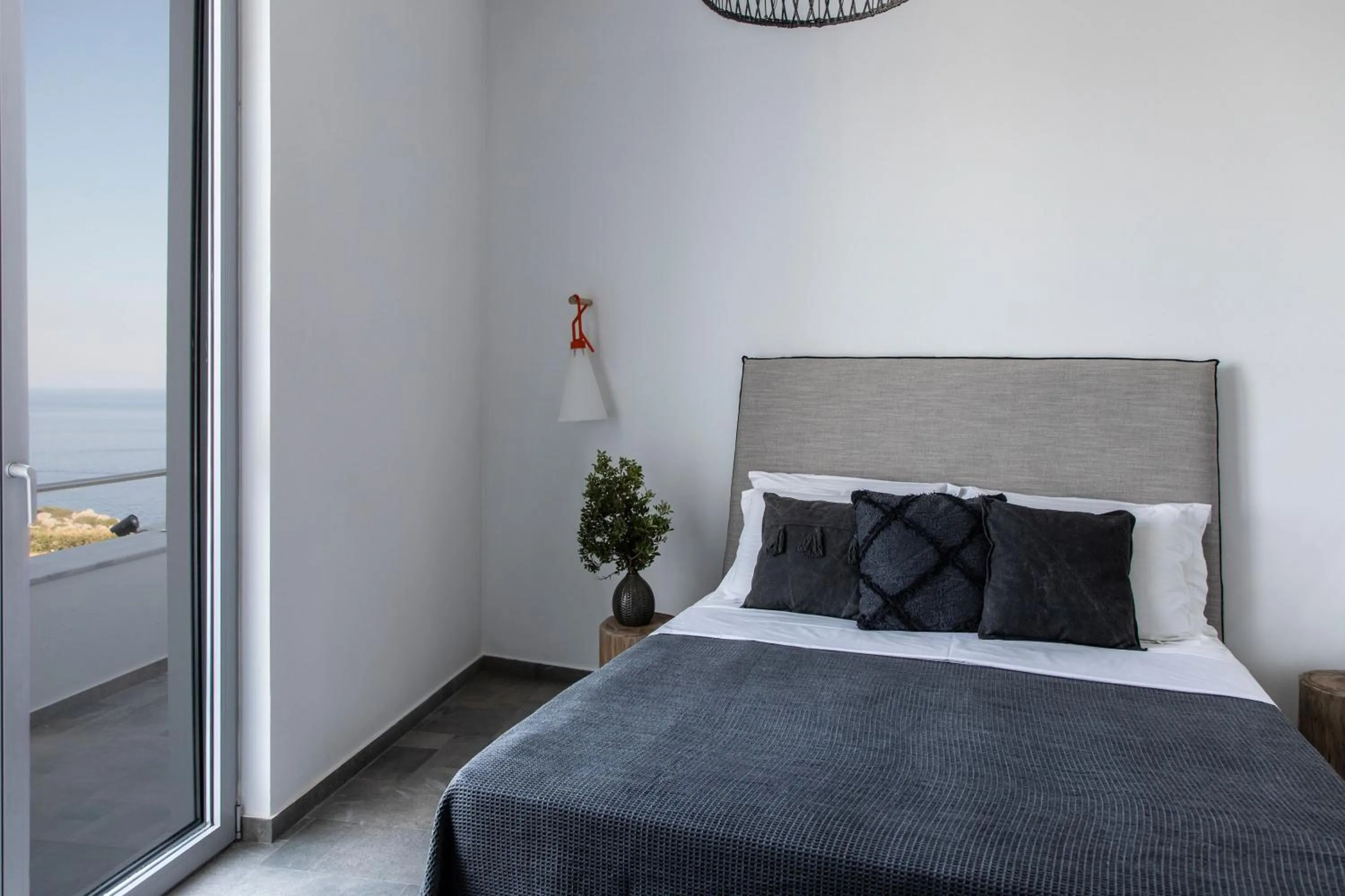 Bed in Kouros Exclusive Hotel & Suites - Adults Only