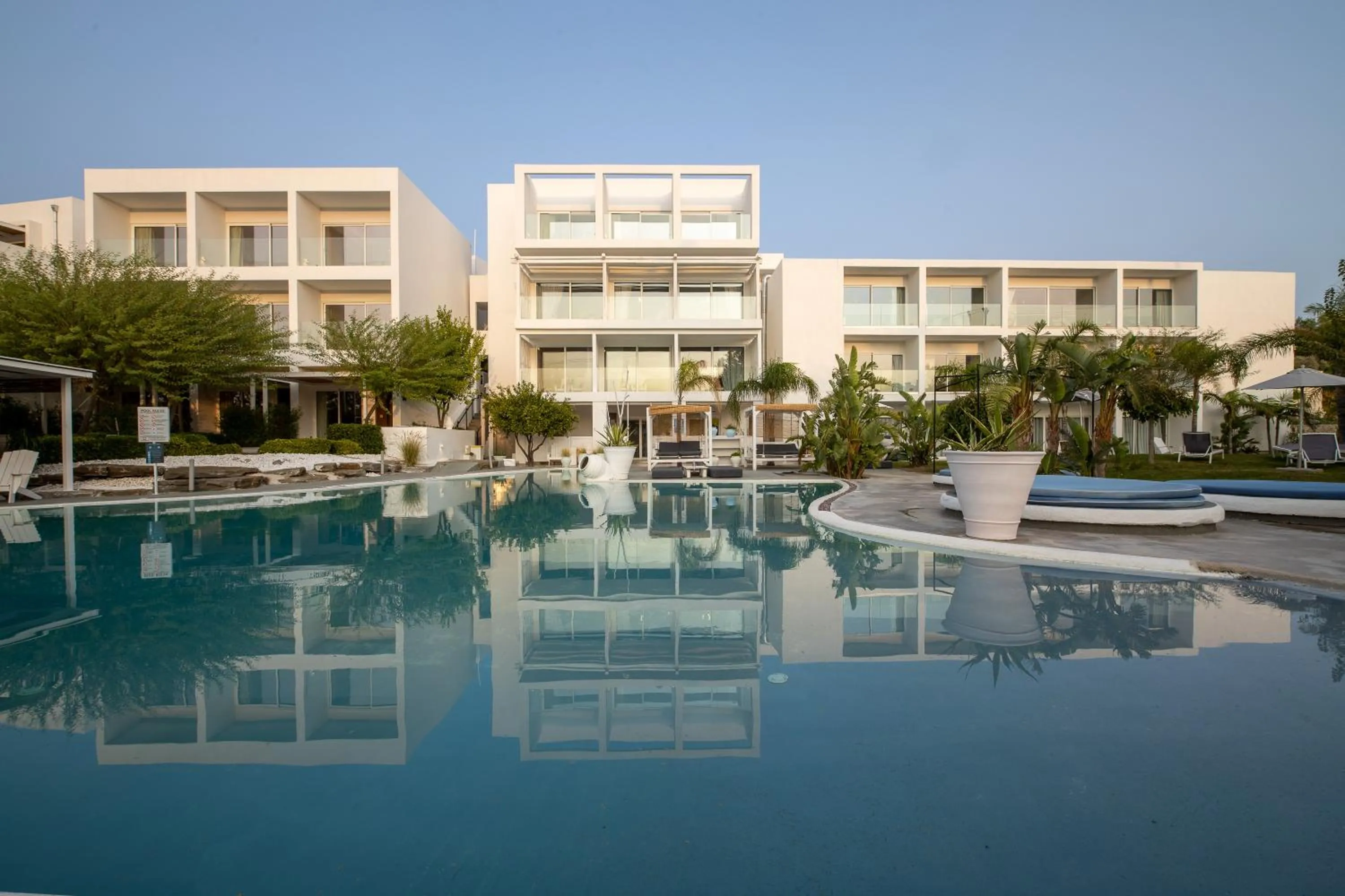 Swimming pool in Kouros Exclusive Hotel & Suites - Adults Only