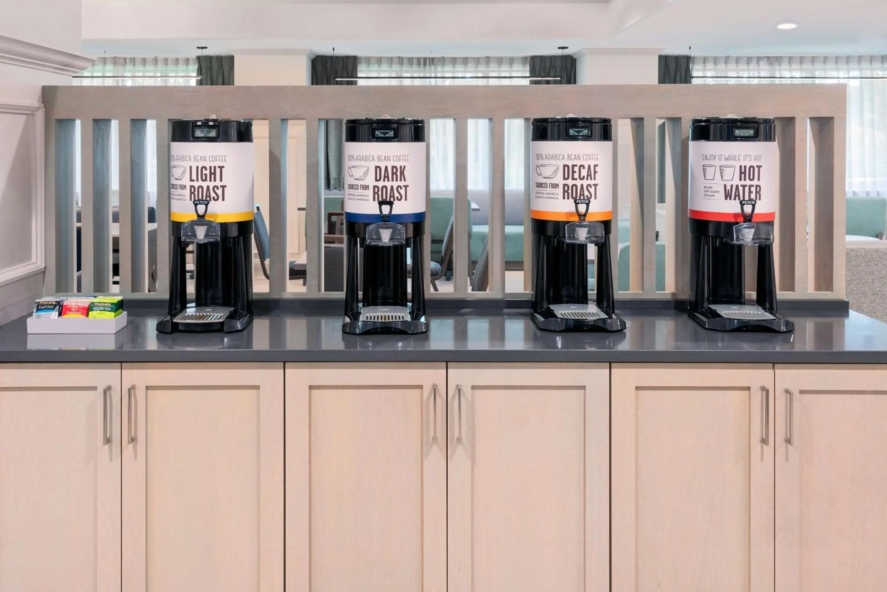 Breakfast in Hampton Inn Hartford Airport