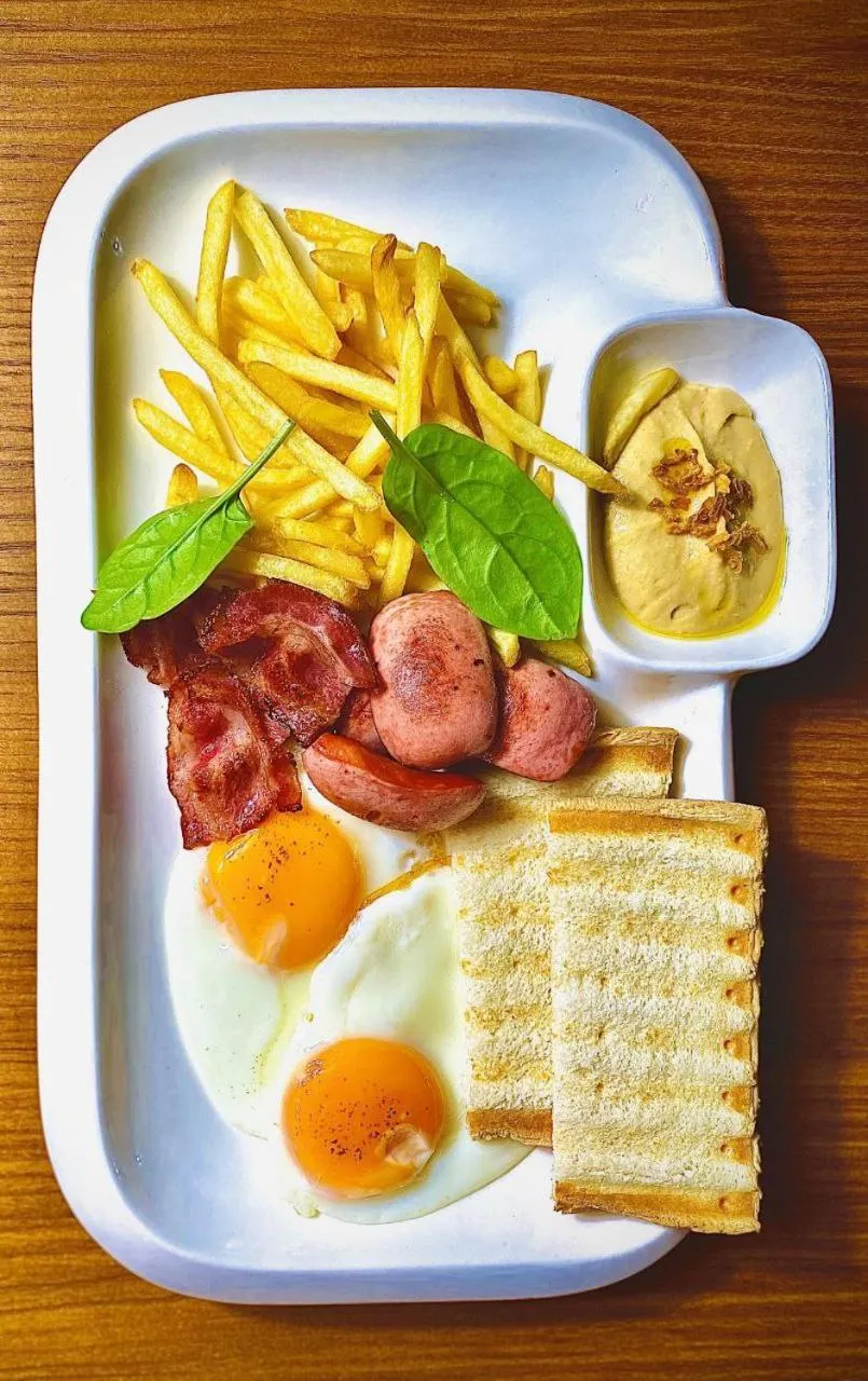 Breakfast in Hotel Voskresensky