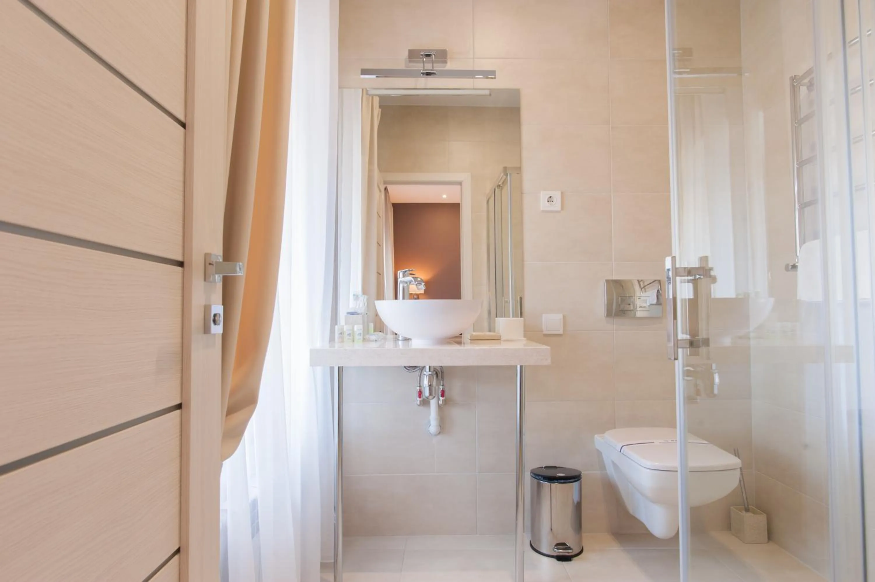 Bathroom in Hotel Voskresensky