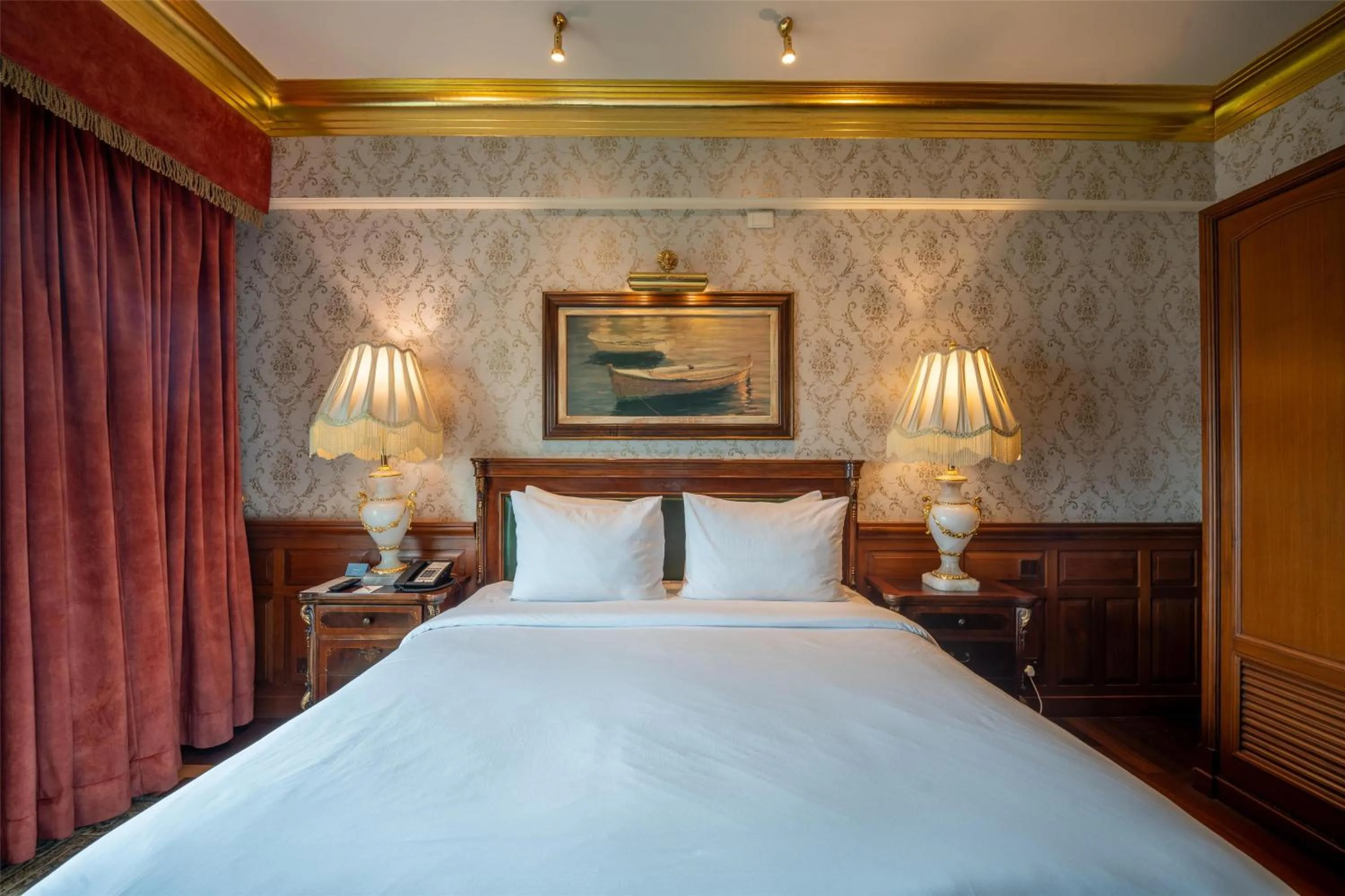 Bedroom, Bed in Radisson Hotel Jalandhar