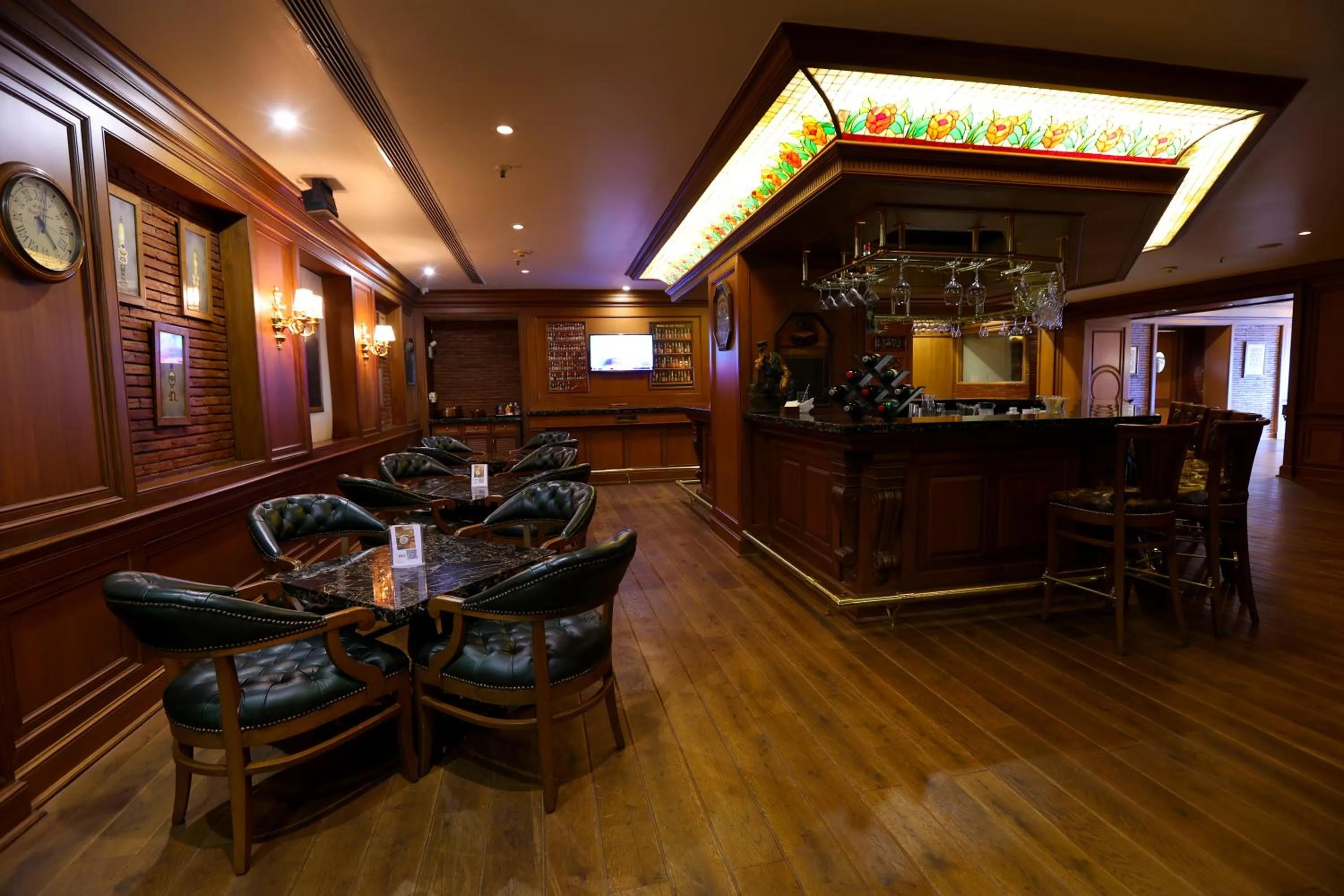 Lounge or bar in Radisson Hotel Jalandhar