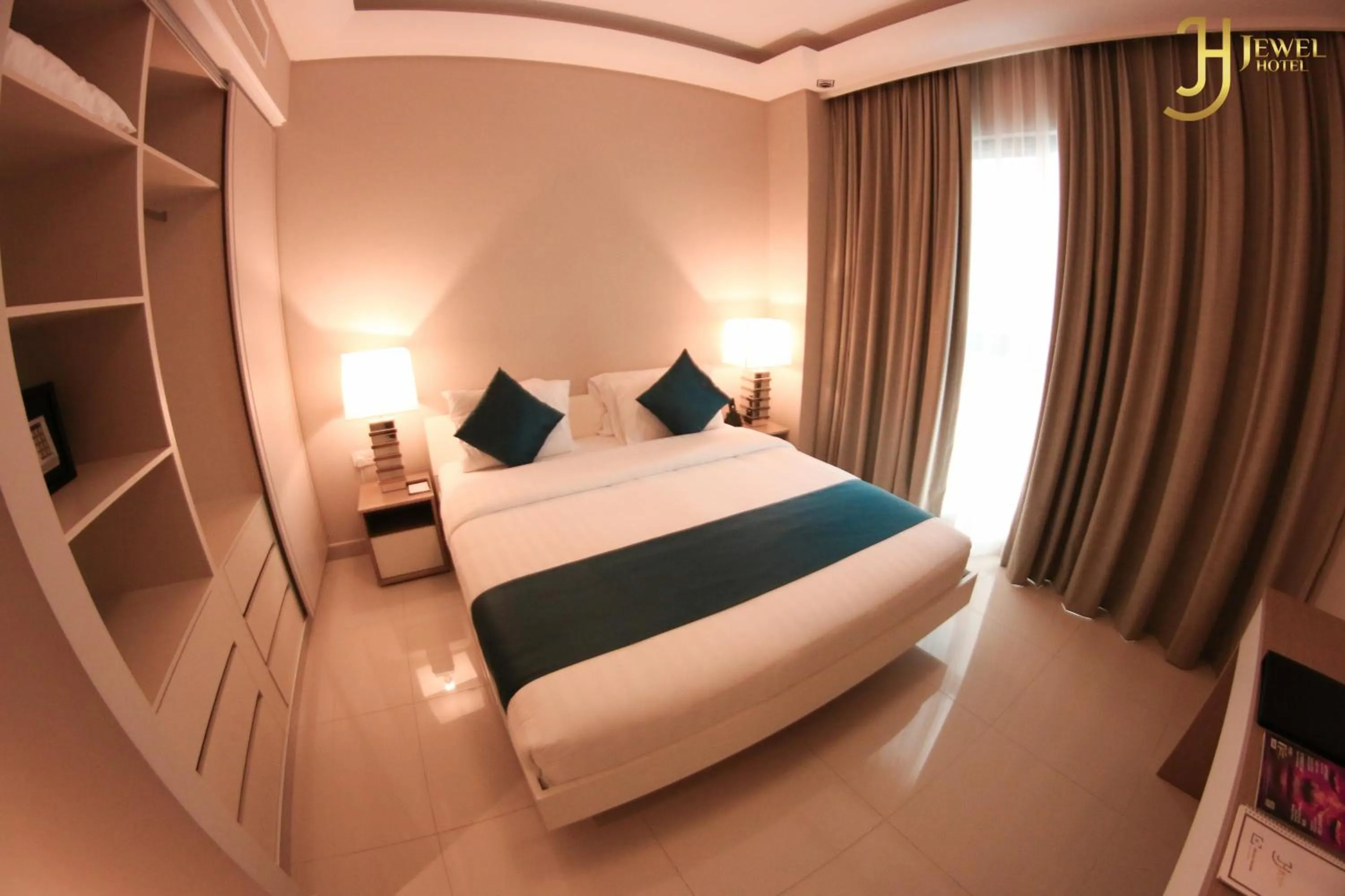 Bed in Sunday Luxury Downtown Adliya Formerly Jewel Hotel