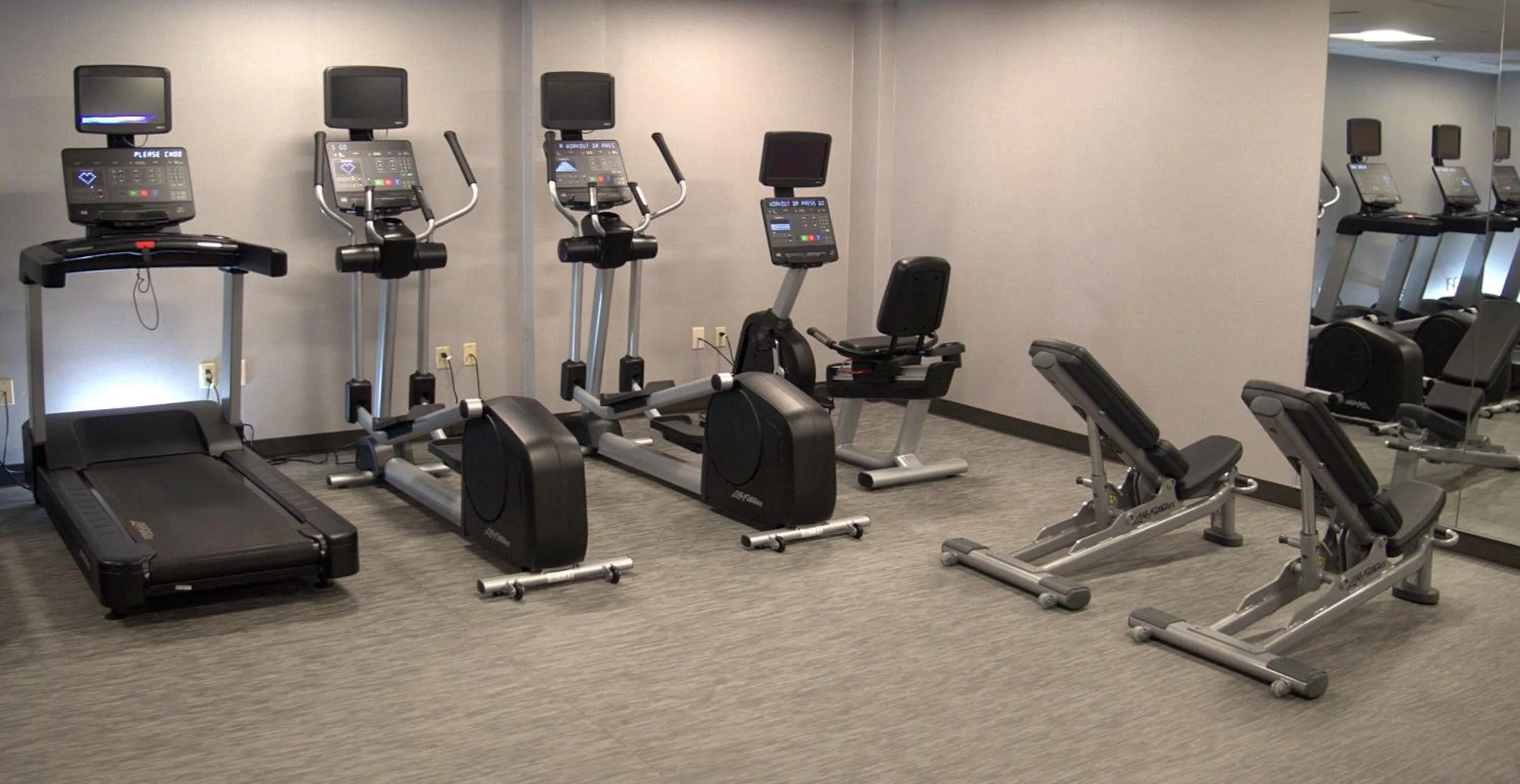 Fitness centre/facilities in Courtyard Culver City Los Angeles
