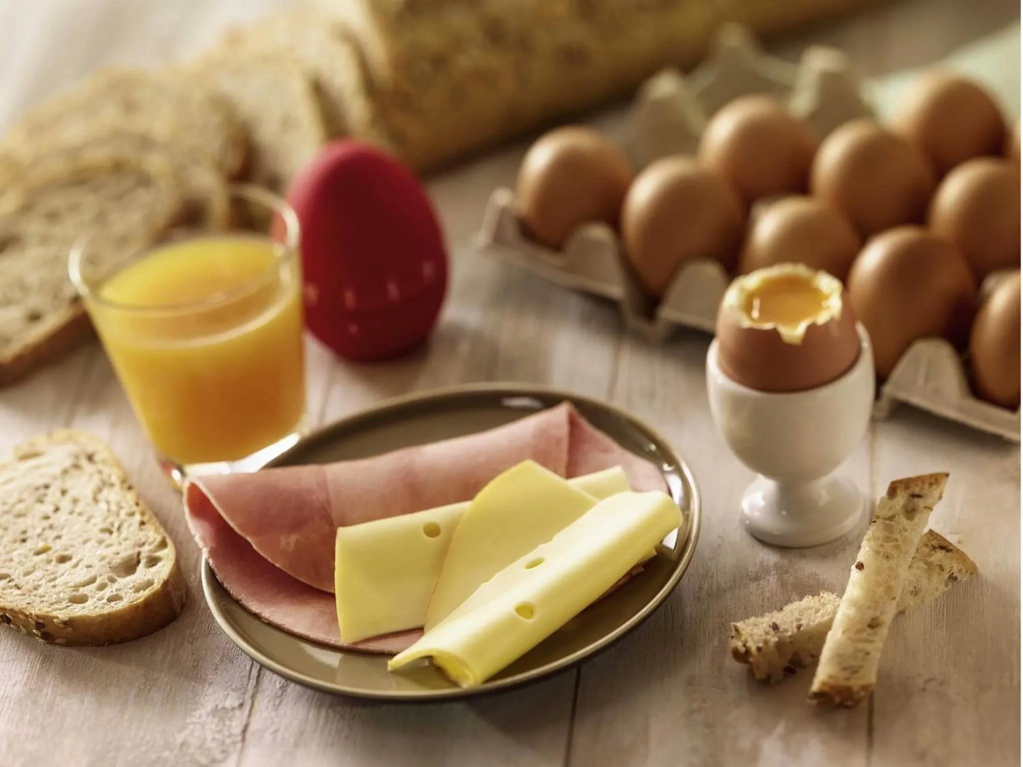 Breakfast in Ibis Bourges Centre, Hôtel Restaurant