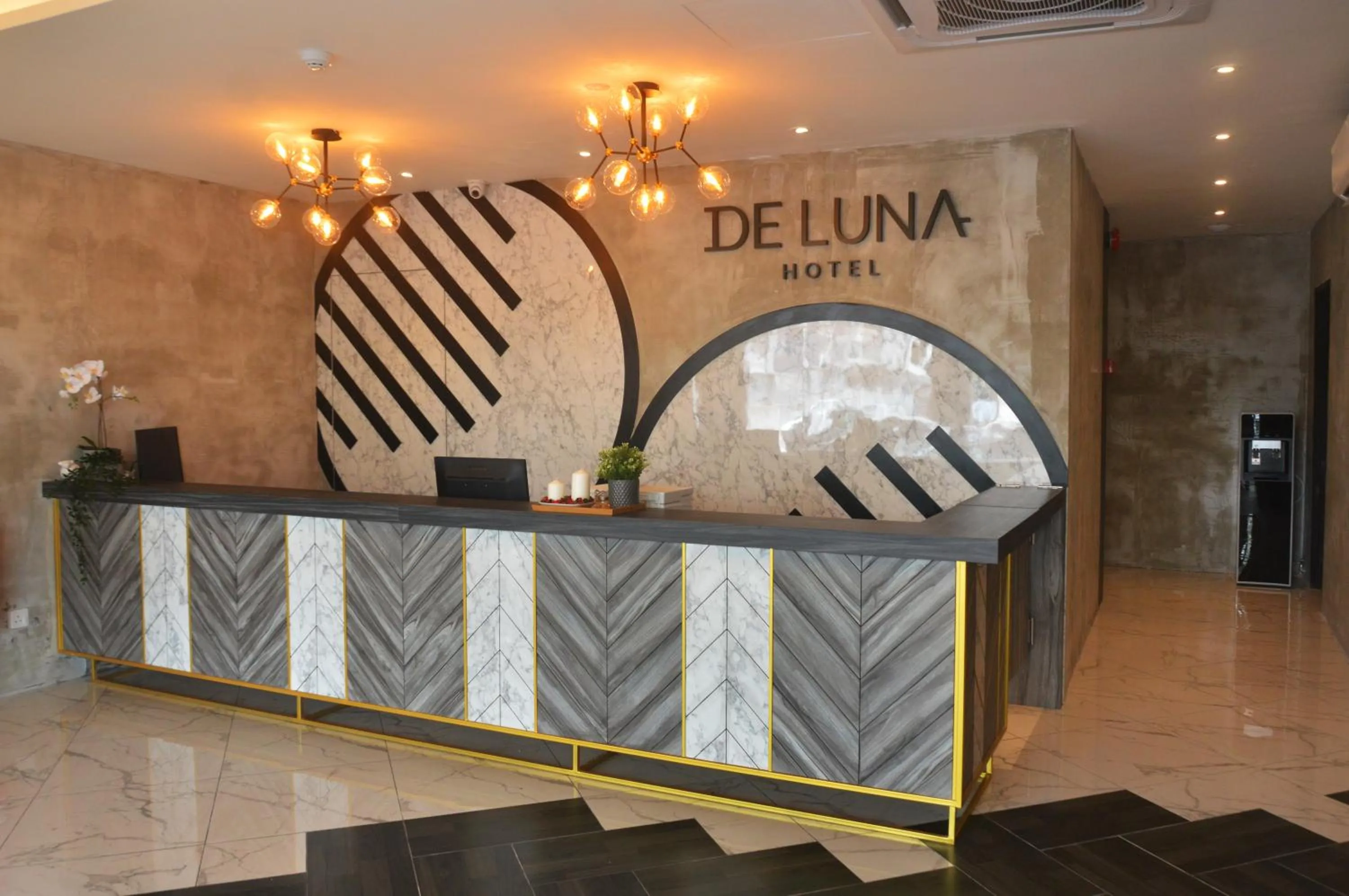 Lobby or reception in De Luna Hotel Sri Petaling
