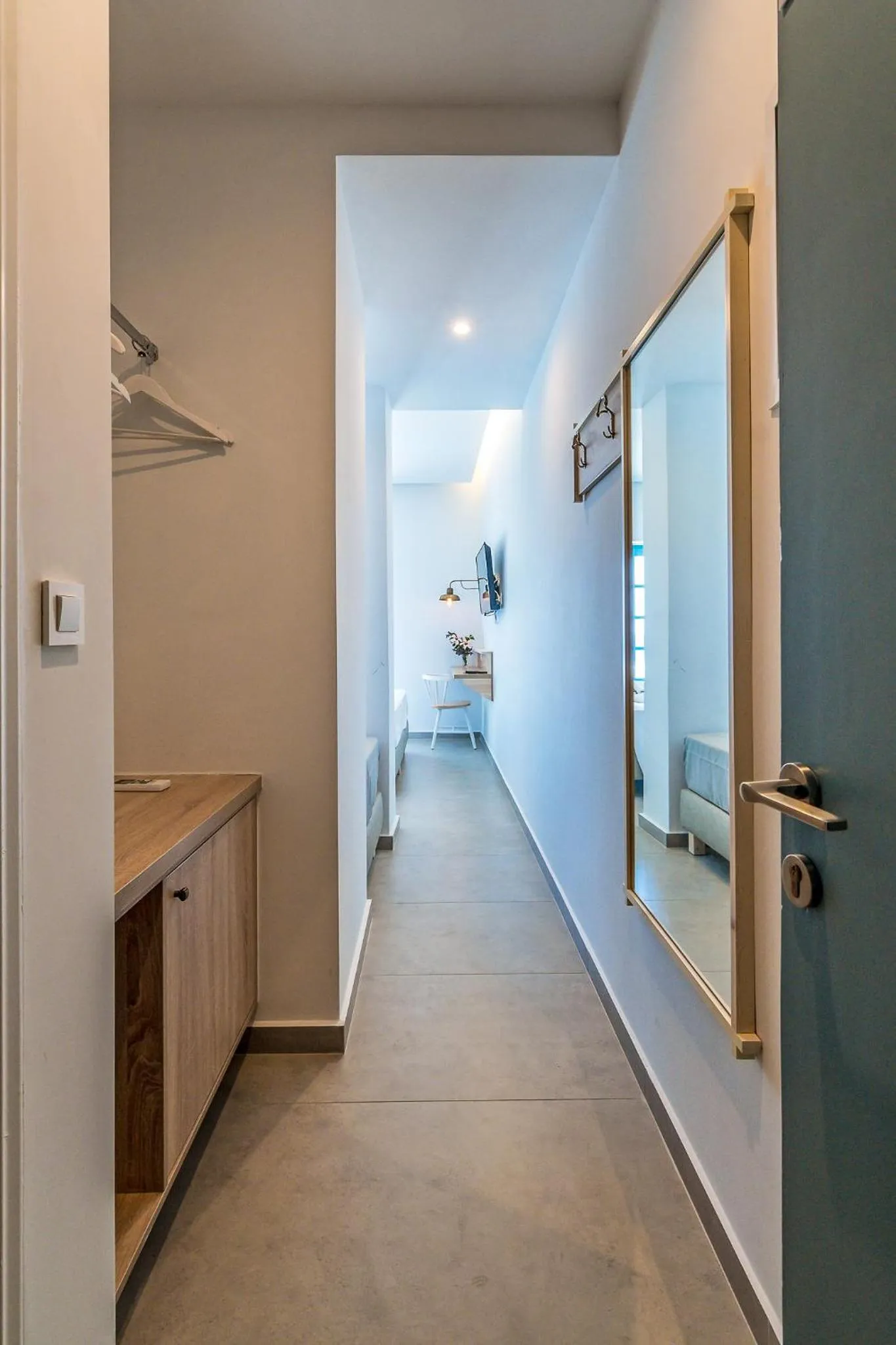 Area and facilities in Livikon by the Sea