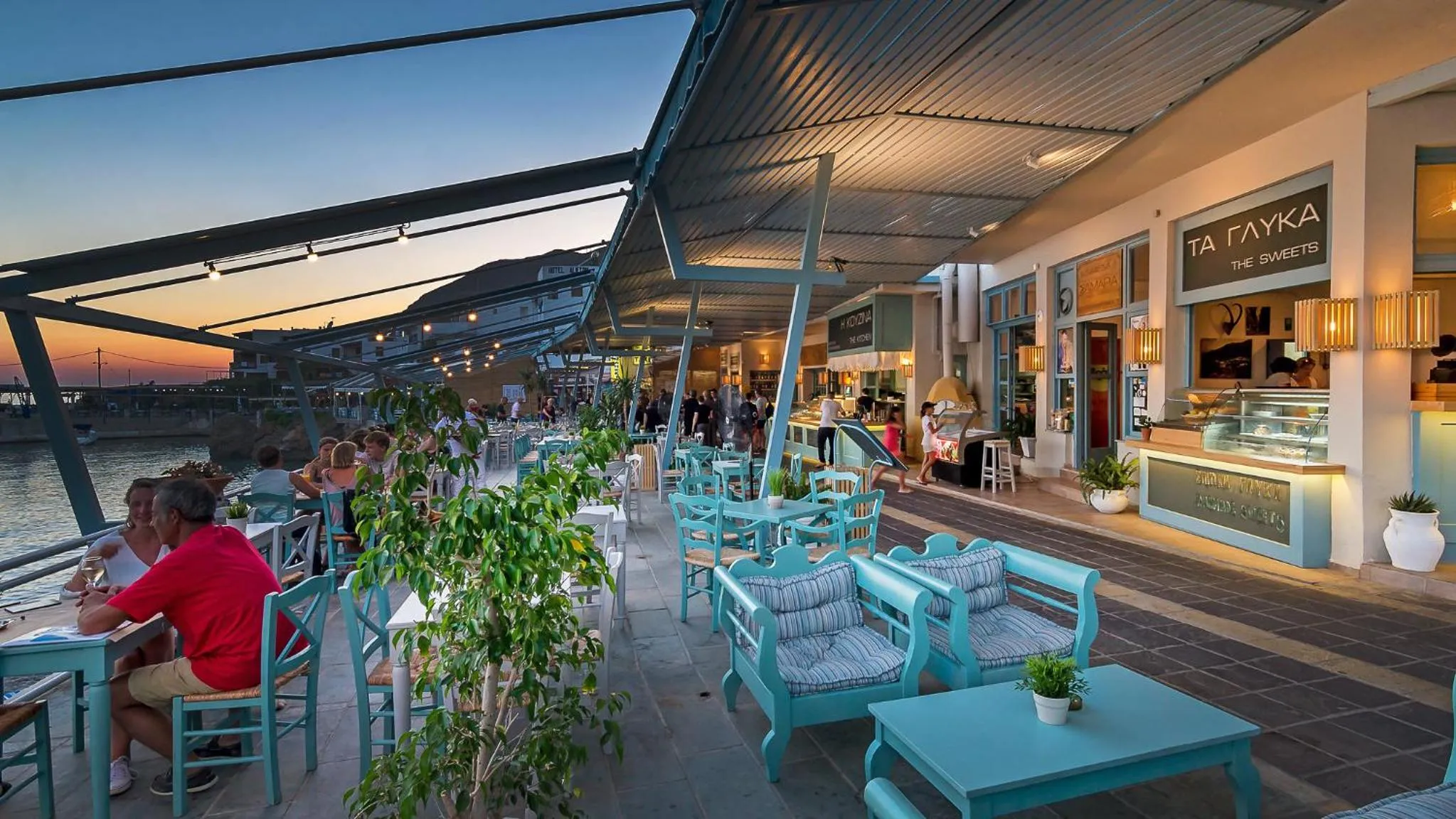 Restaurant/places to eat in Livikon by the Sea