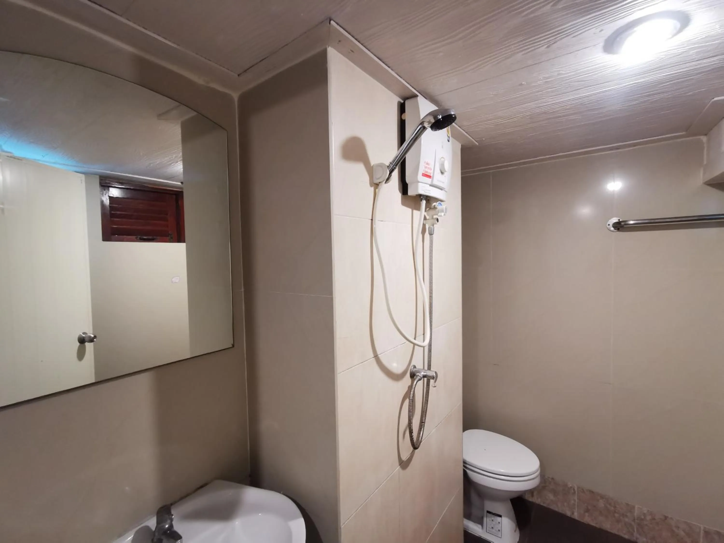 Bathroom in Baan Lanna Resort