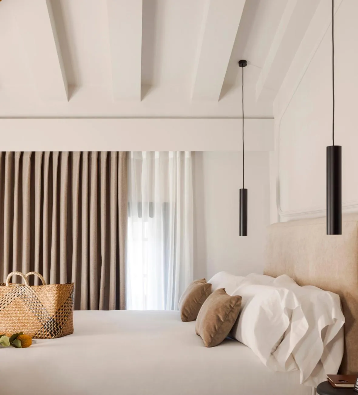 Bed in Room Mate Oliveira - City Centre, Valencia