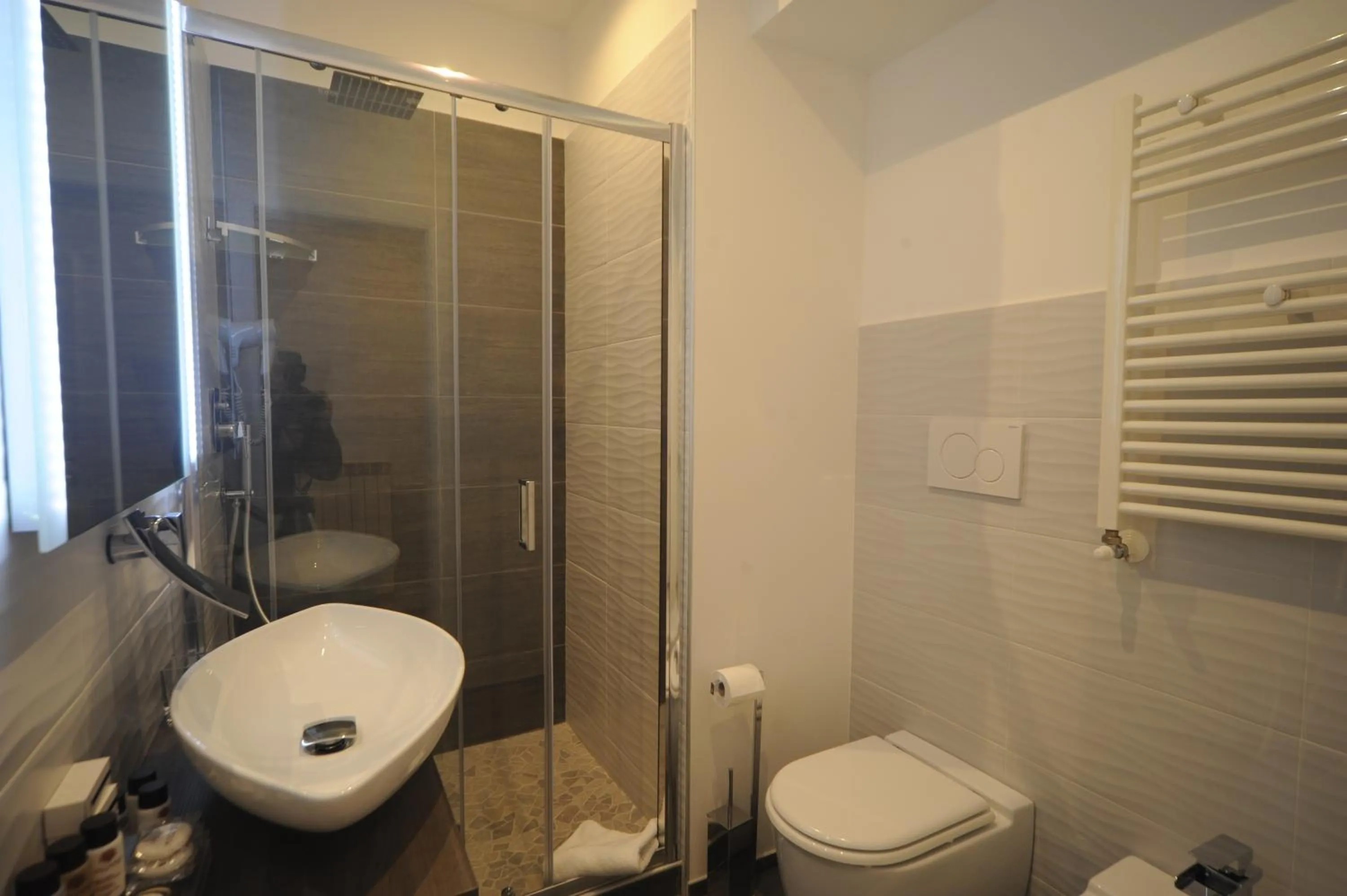 Bathroom in My Suites Piazza di Spagna