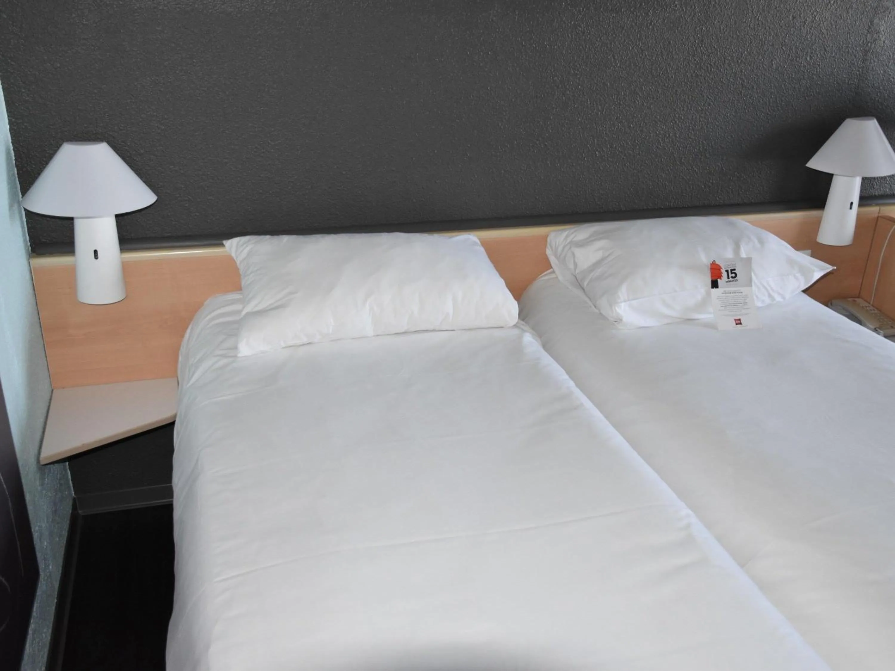 Bedroom, Bed in ibis Rochefort