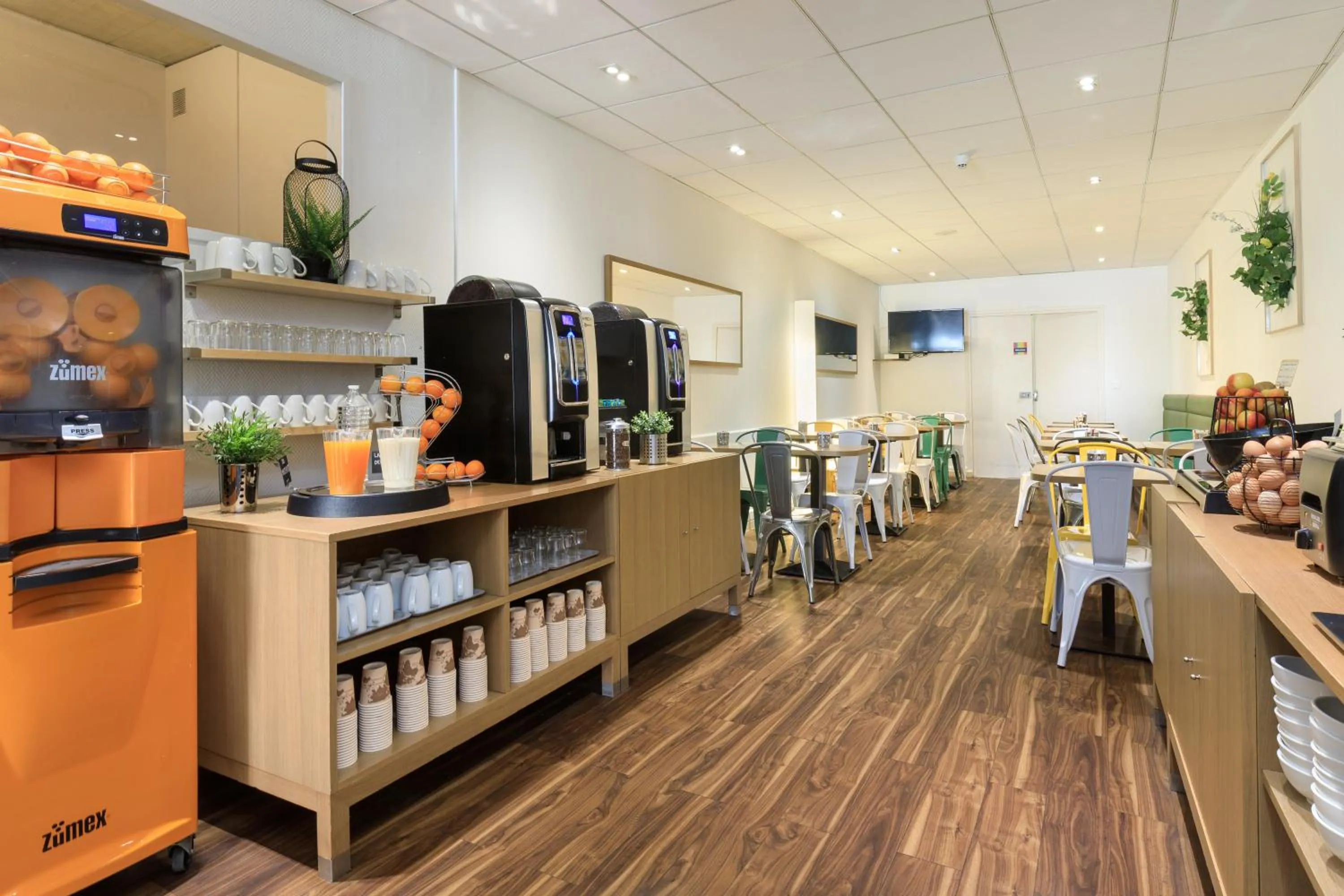 Continental breakfast, Restaurant/Places to Eat in ibis Styles Toulouse Centre Gare
