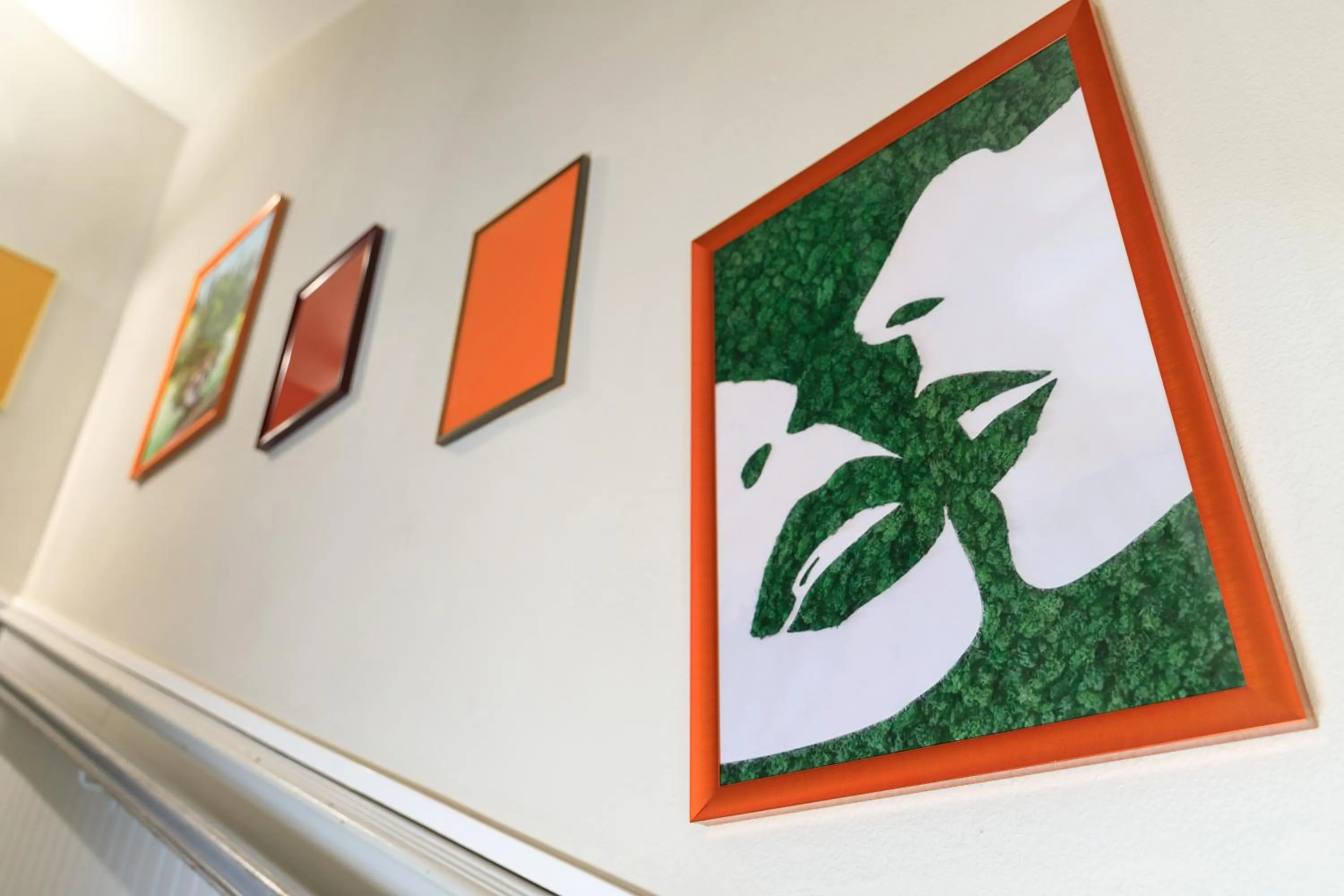 Decorative detail in ibis Styles Toulouse Centre Gare