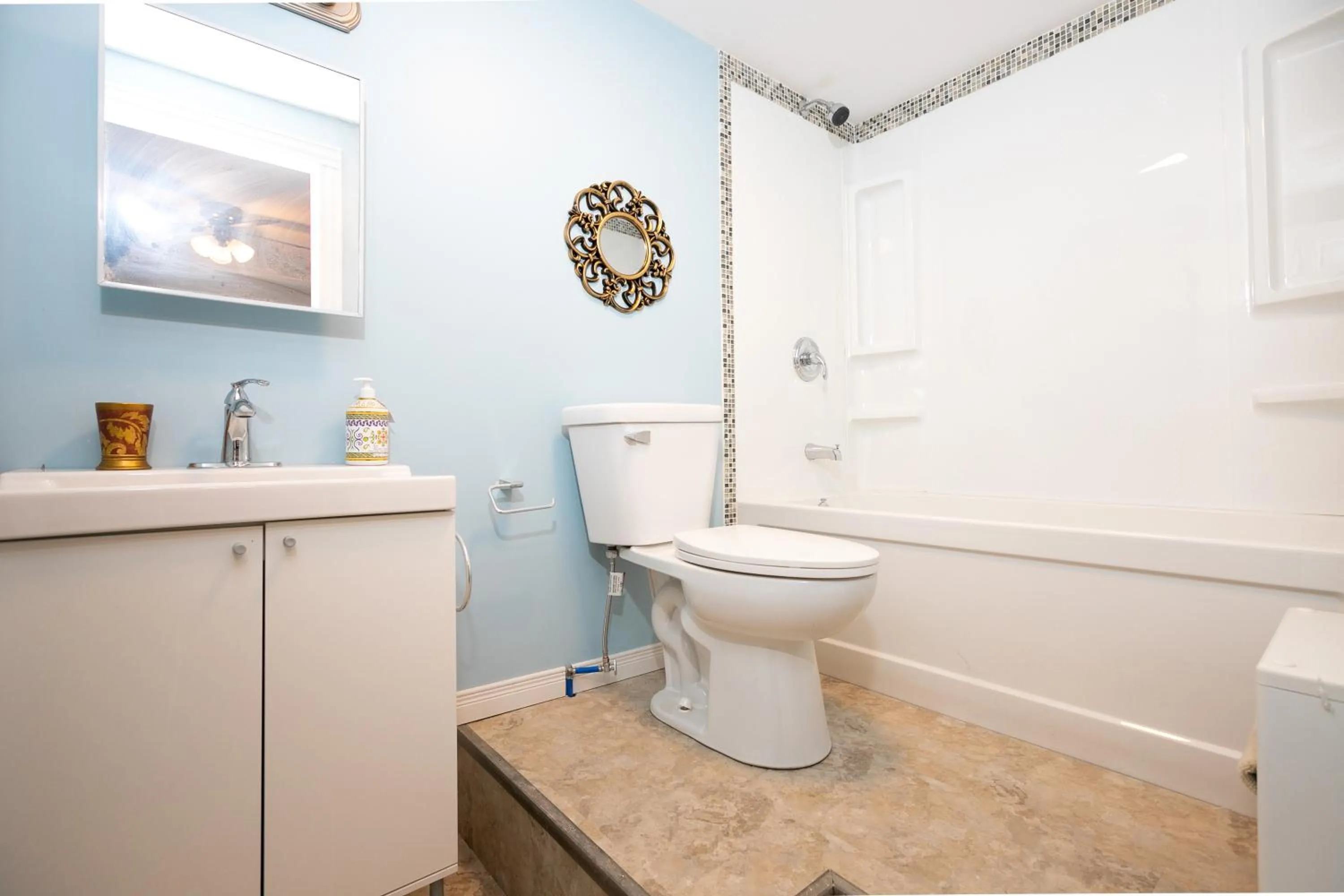 Bathroom in Lily's garden